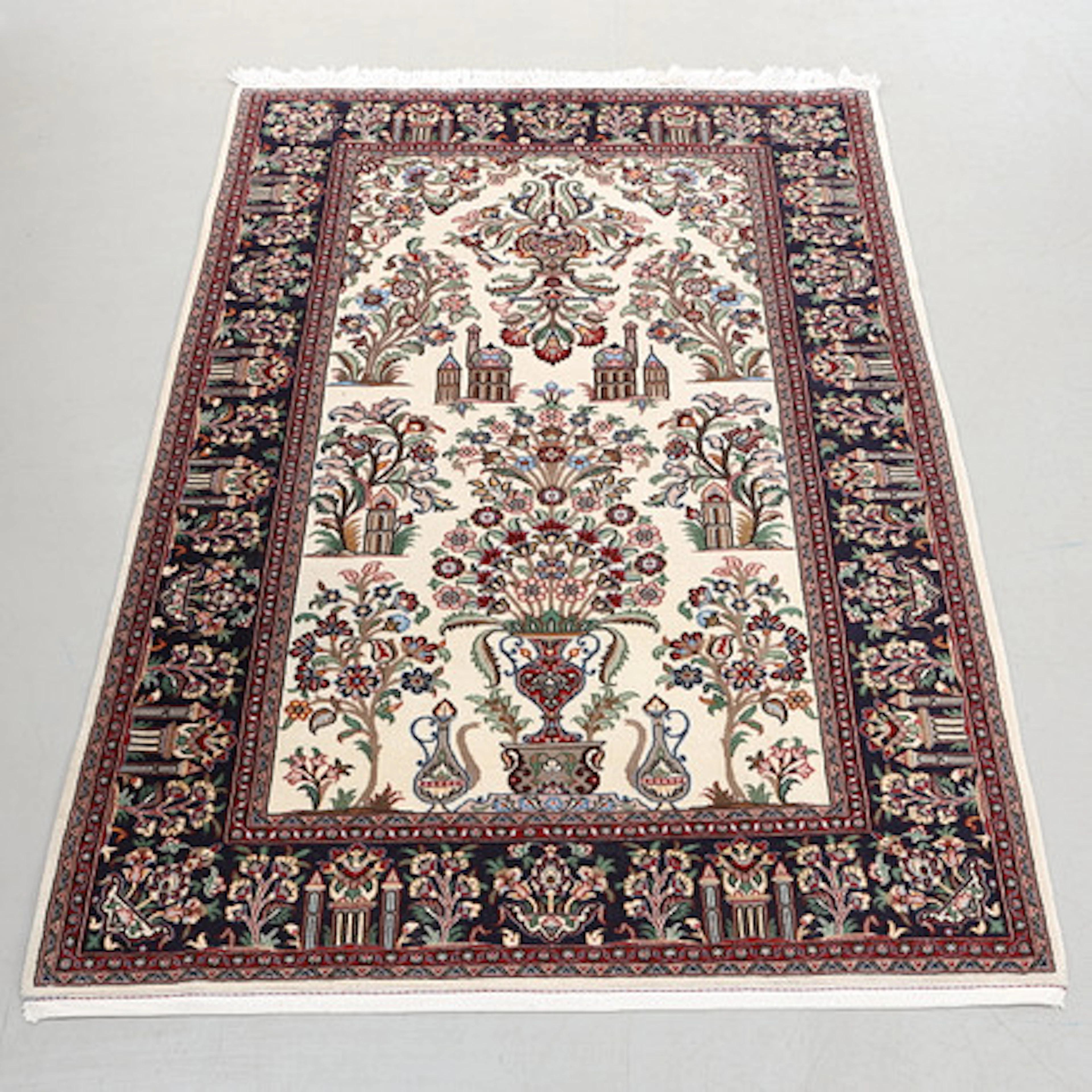 MATTA, Mashhad, ca 200 x 141 cm.