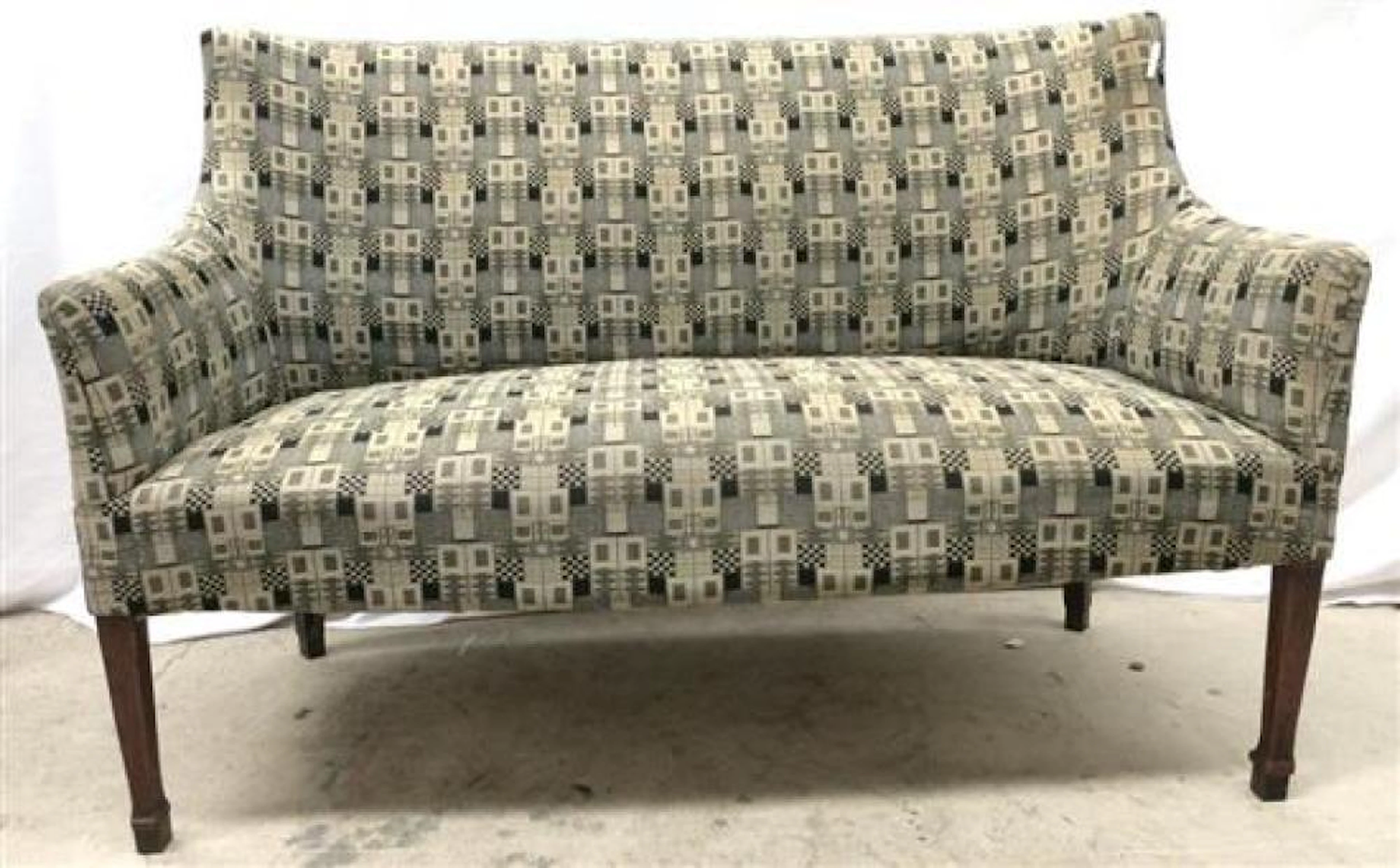 An Original Viennese Jugendstil Boudoir Couch,