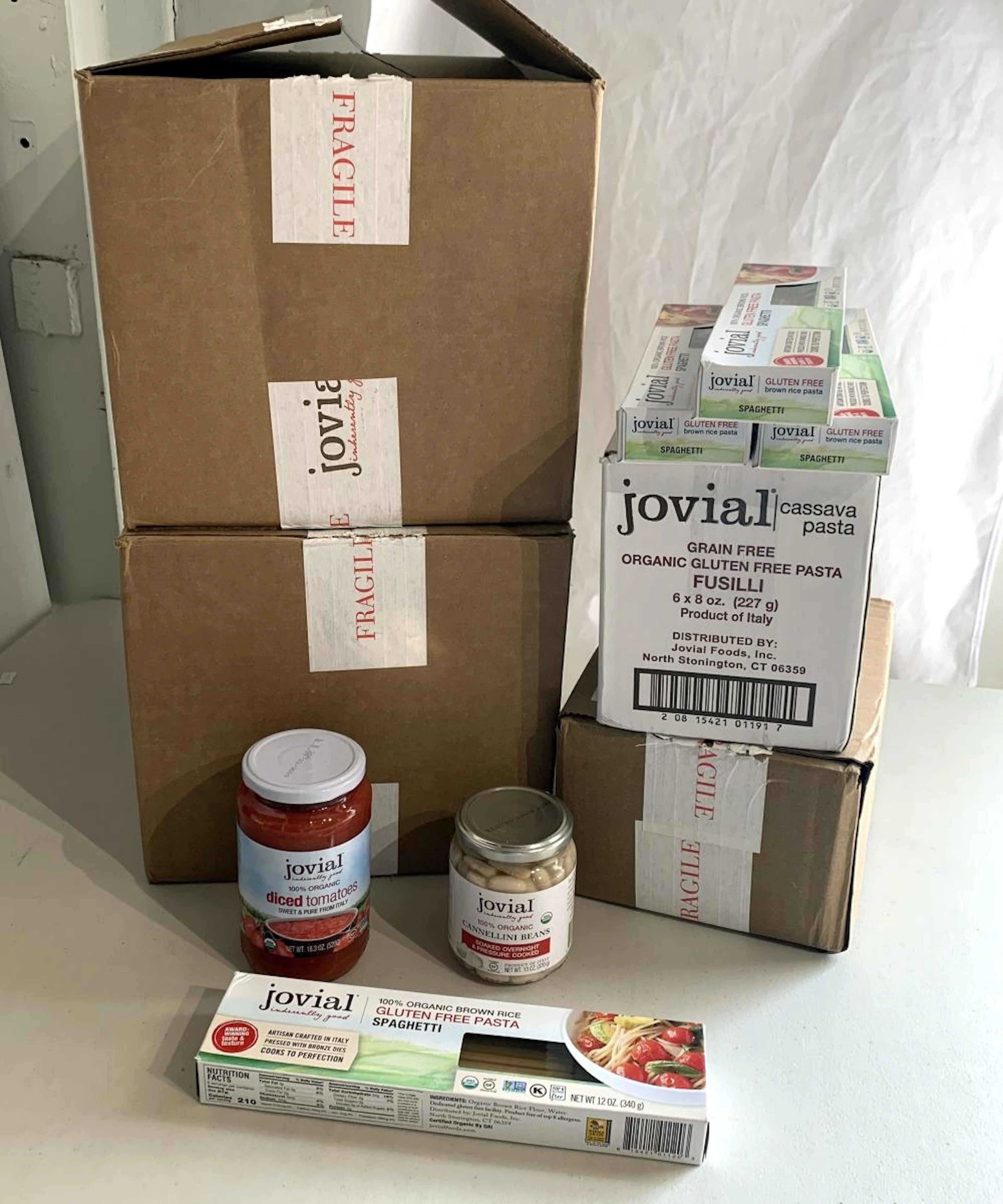 An Assortment of Jovial Products including 12 x 520g Tomatoes