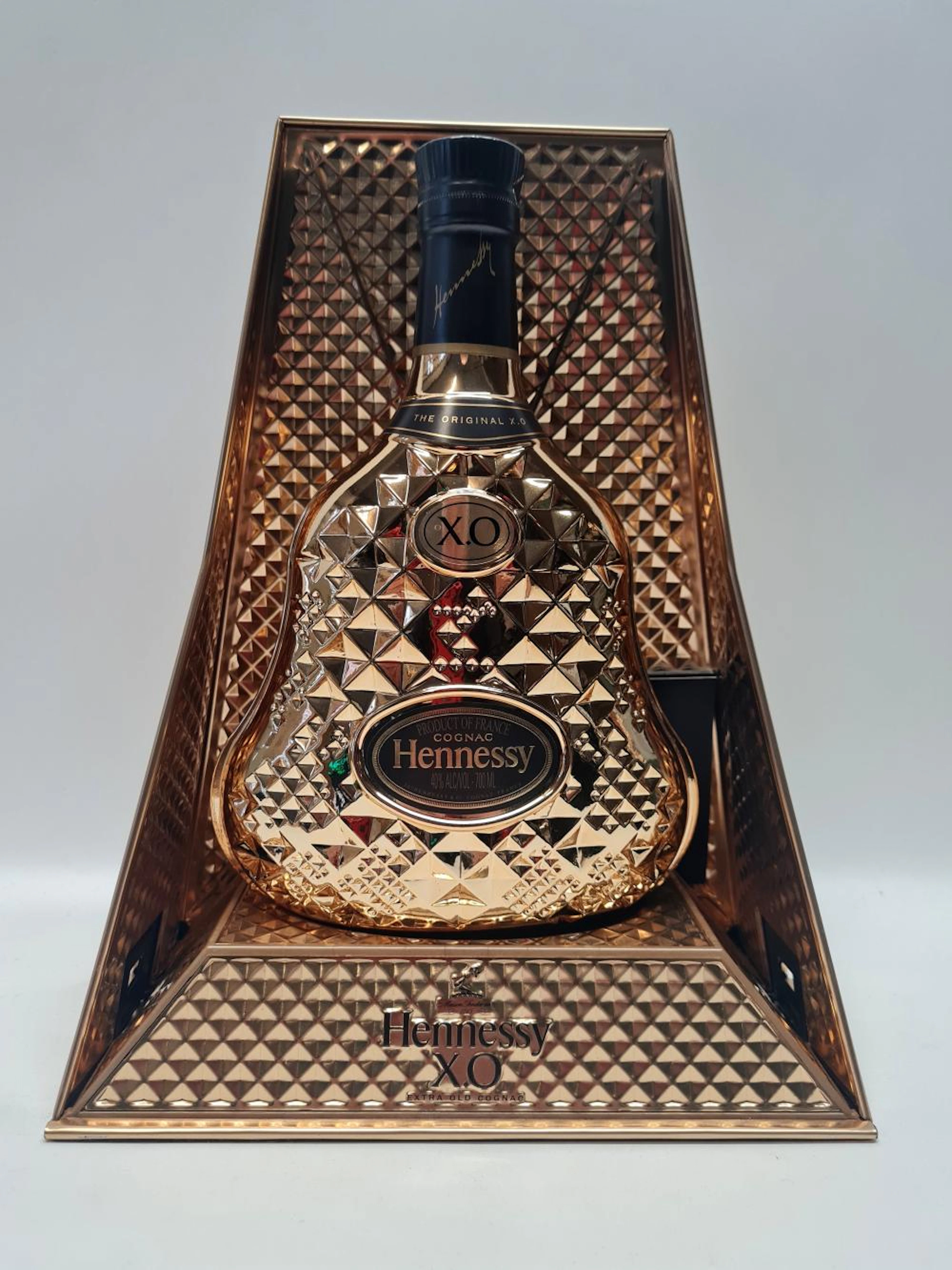 Hennessy XO Extra Old Cognac France Exclusive Collectio