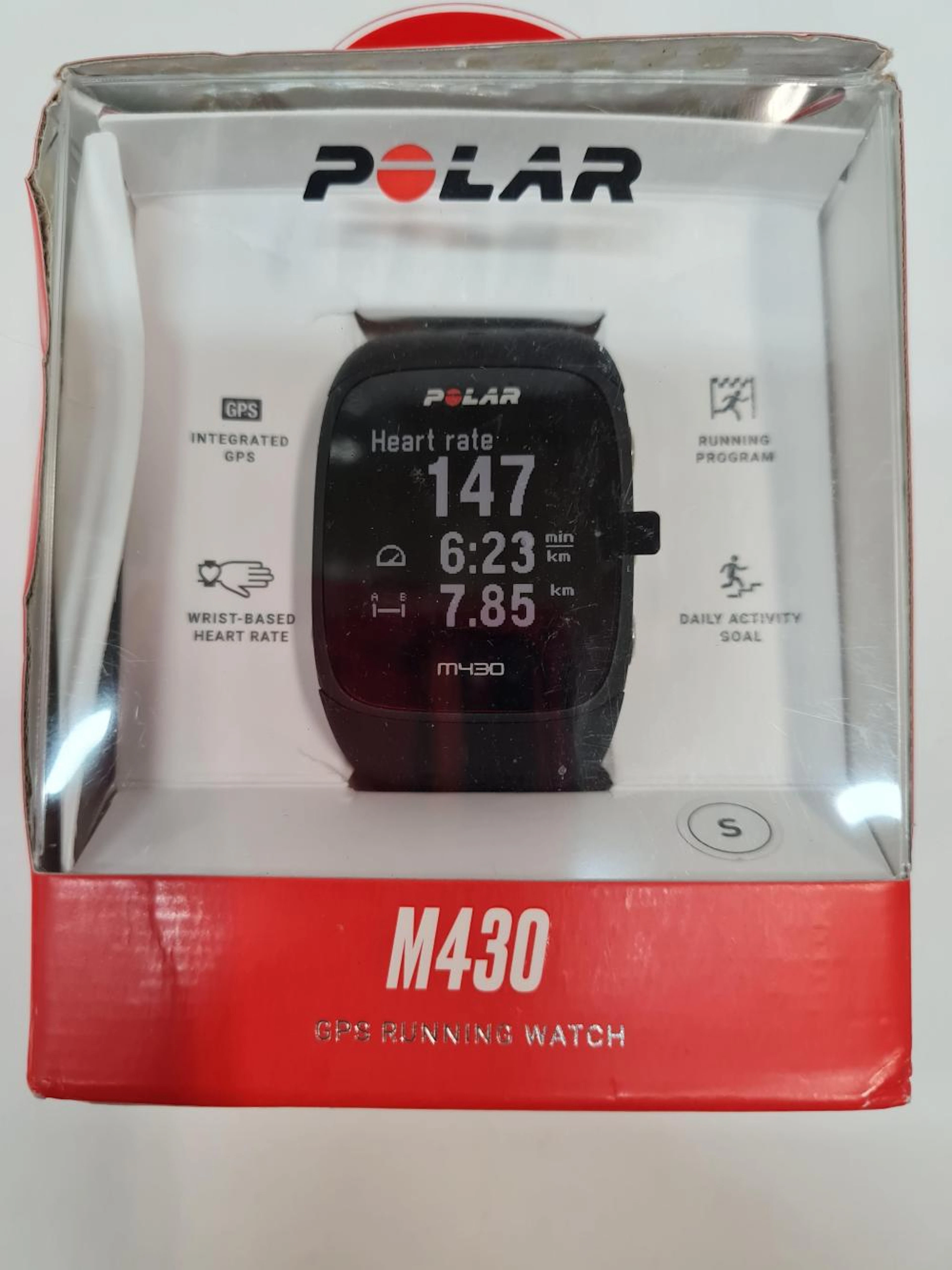 A POLAR M430 GPS Running HEART RATE MONITOR WATCH
