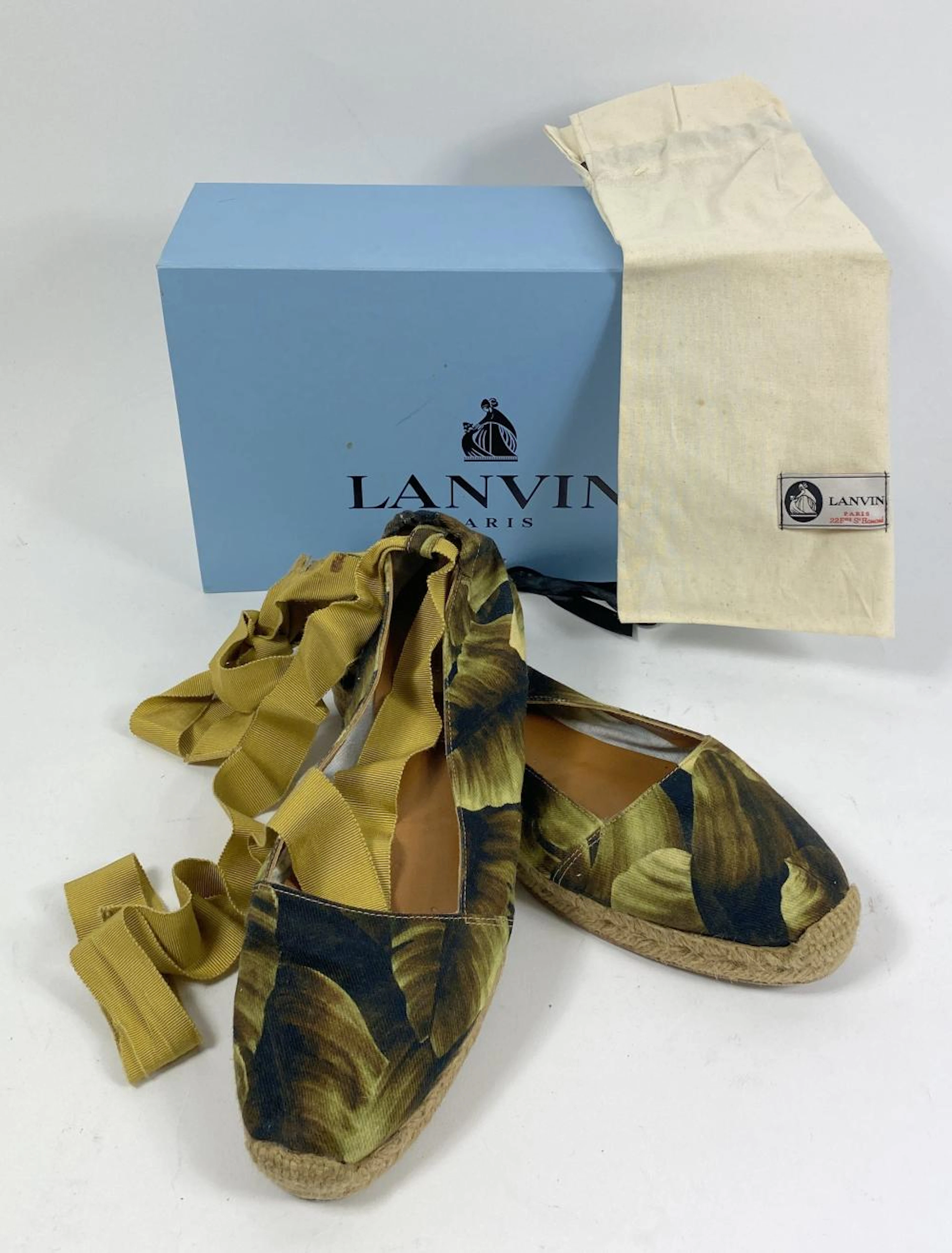 Lanvin, Paris: Green Tone Tropical Jungle Print Flat Espadrilles