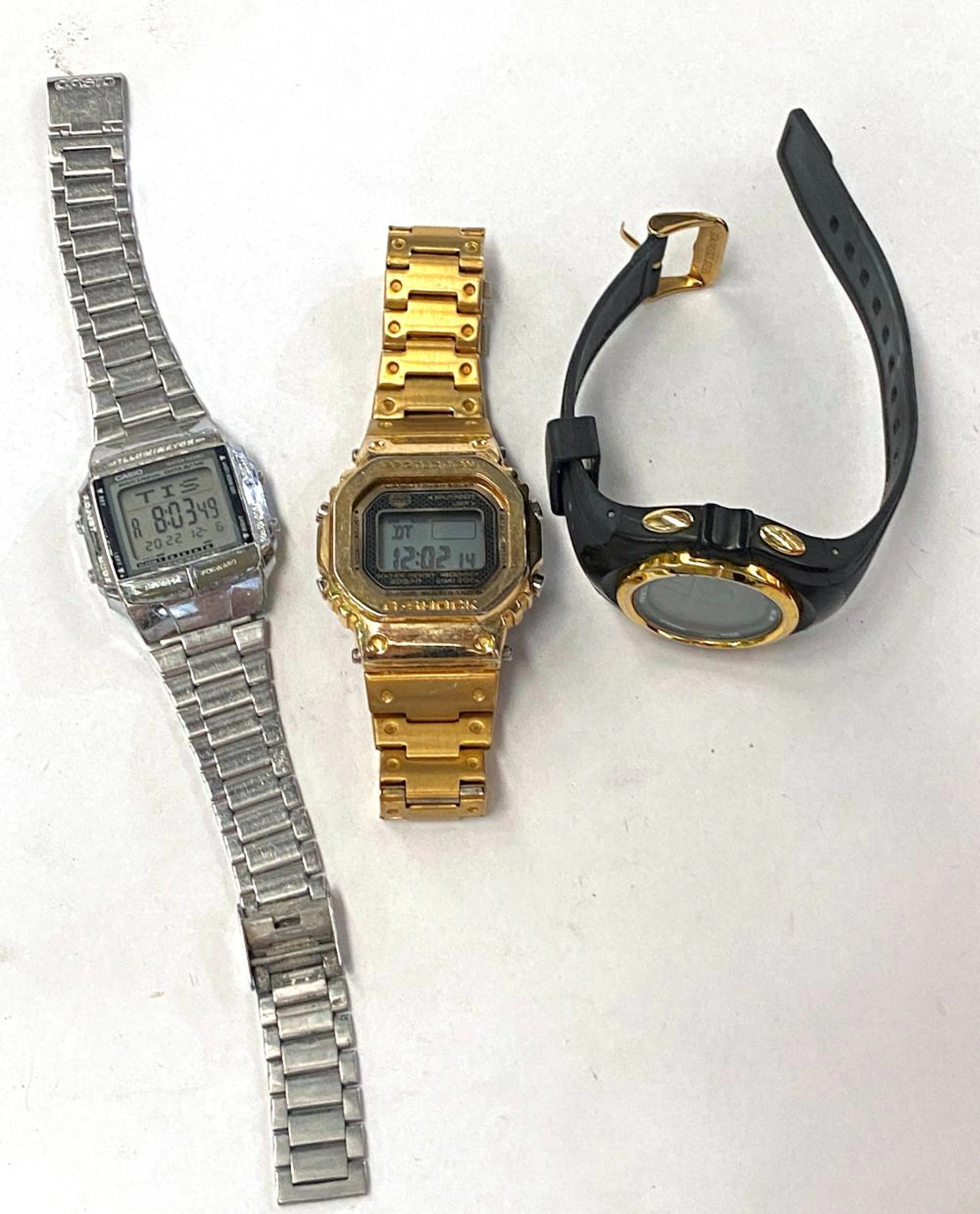 Three Gentleman's Wrist Watches marked Marathon, Casio