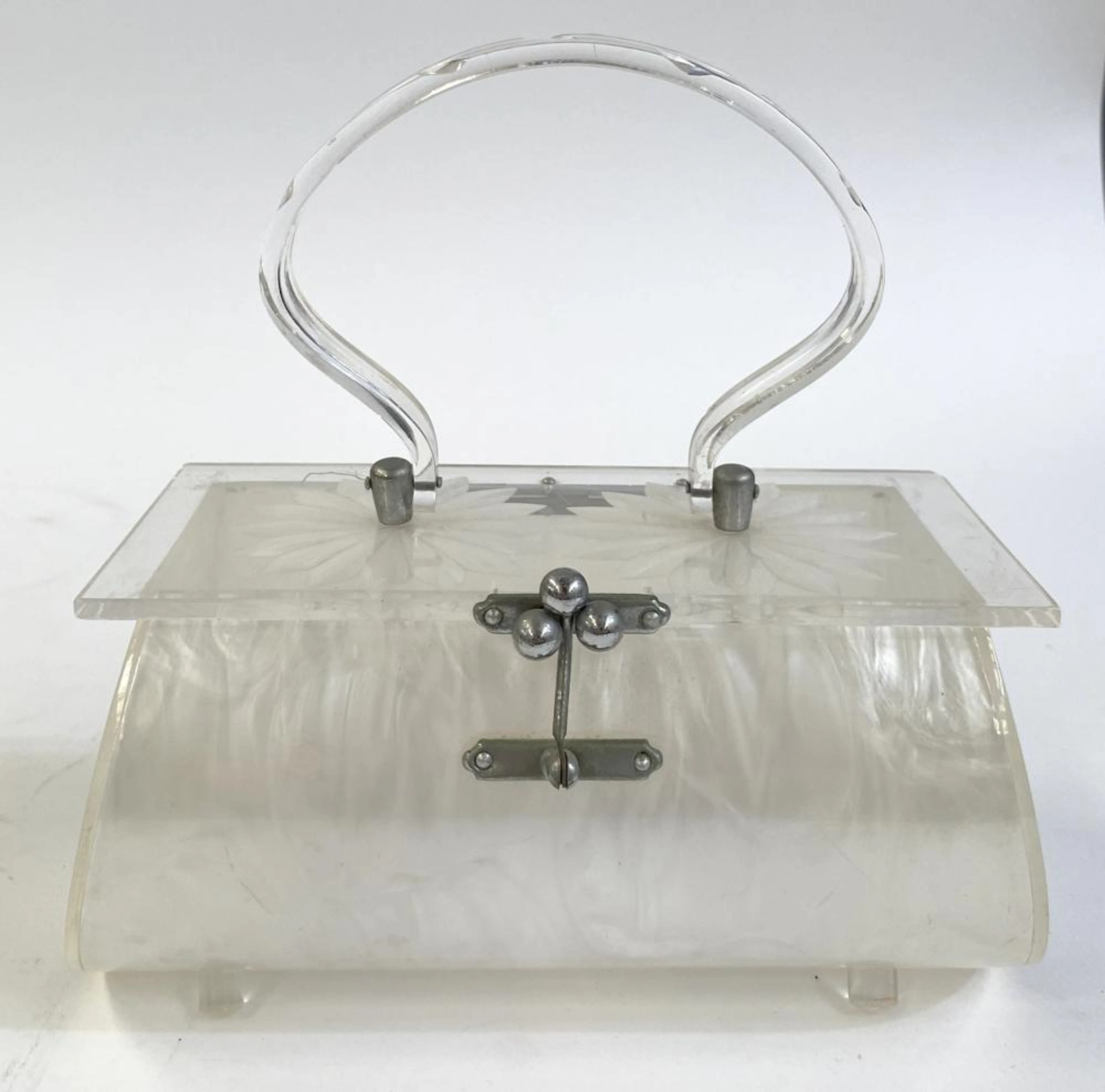 Vintage Unlabelled: White Pearl Lucite Handbag