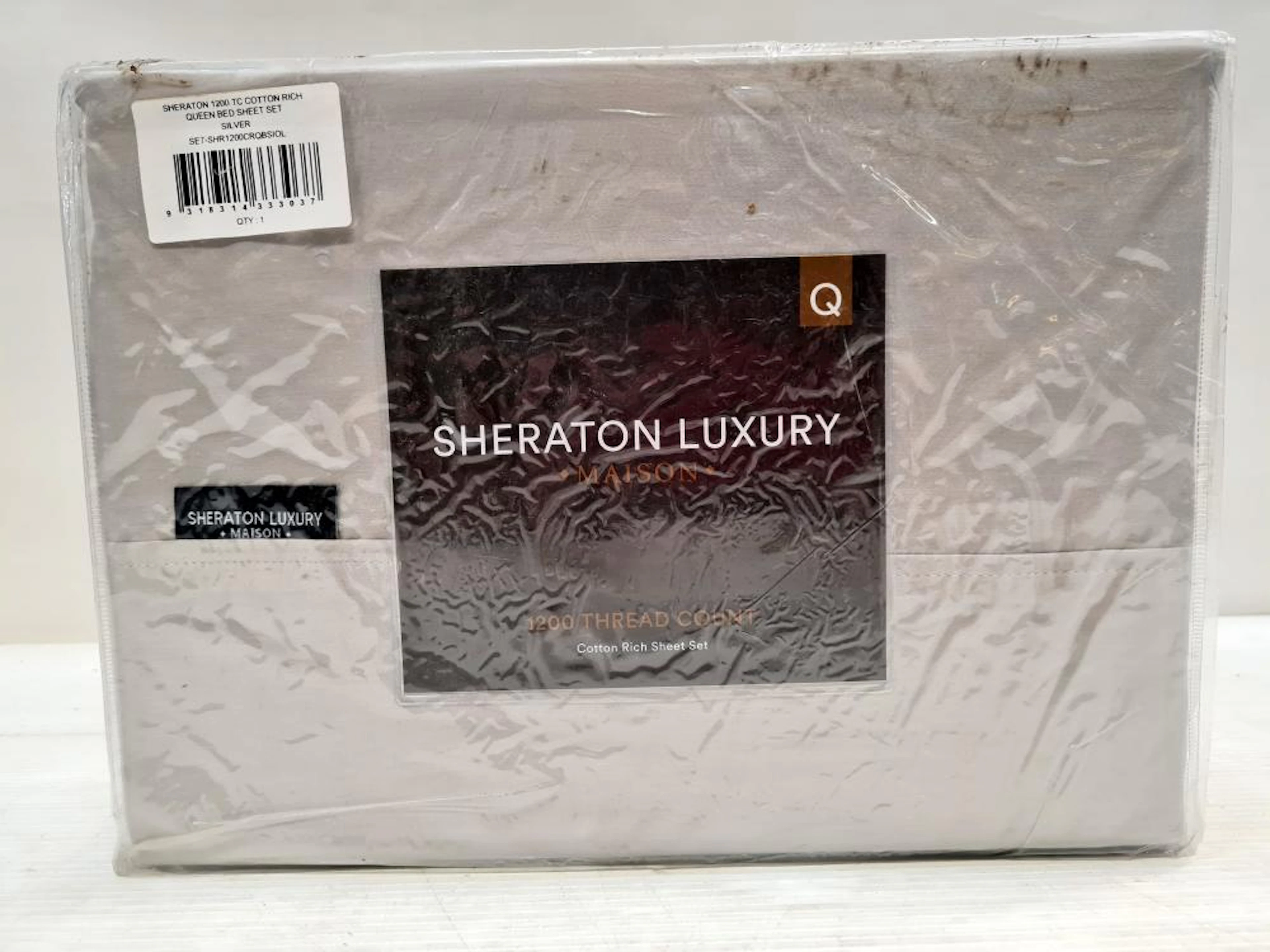 A SHERATON LUXURY Silver Queen sheet set