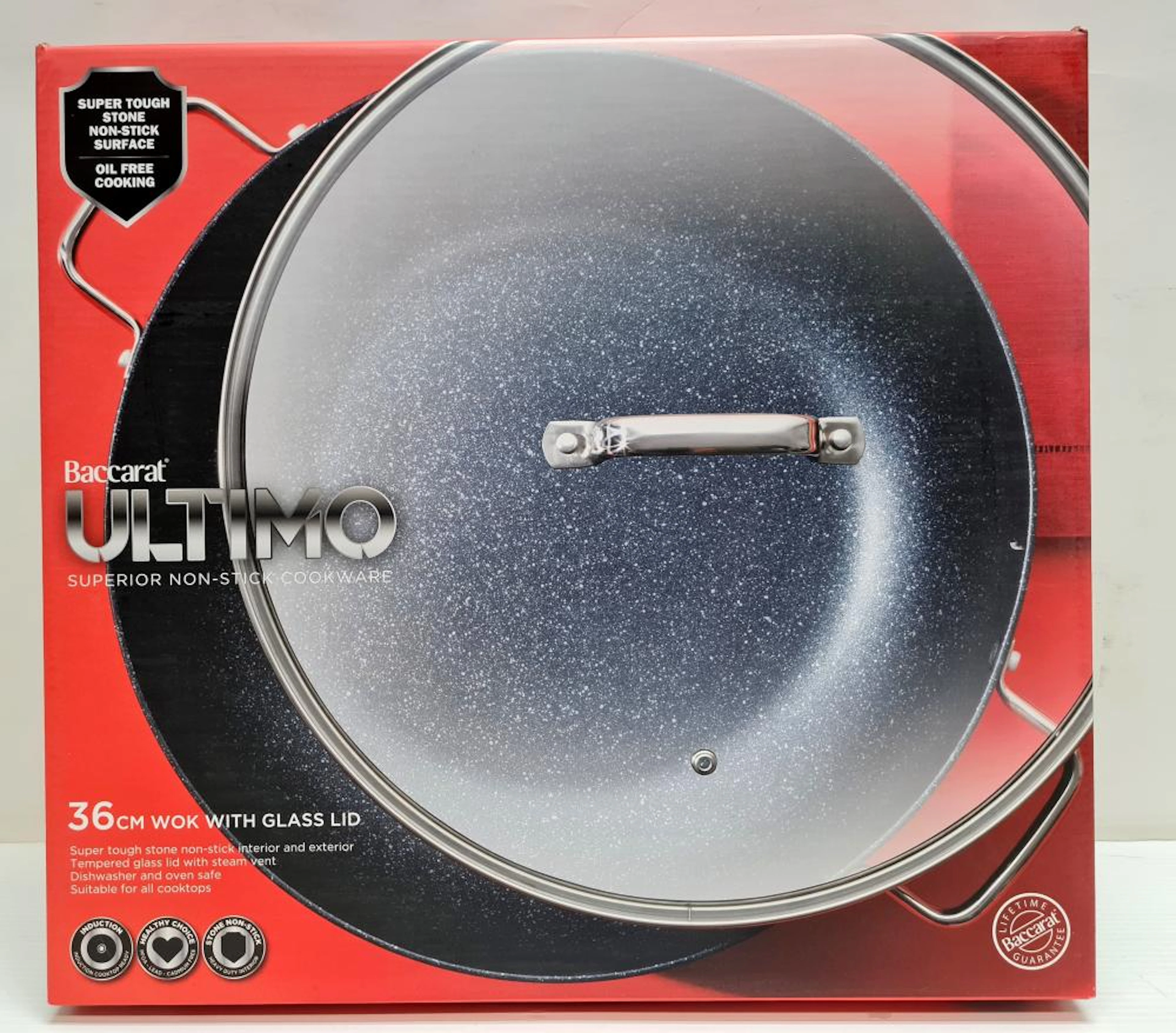 An ULTIMO Baccarat 36cm WOK with Glass Lid