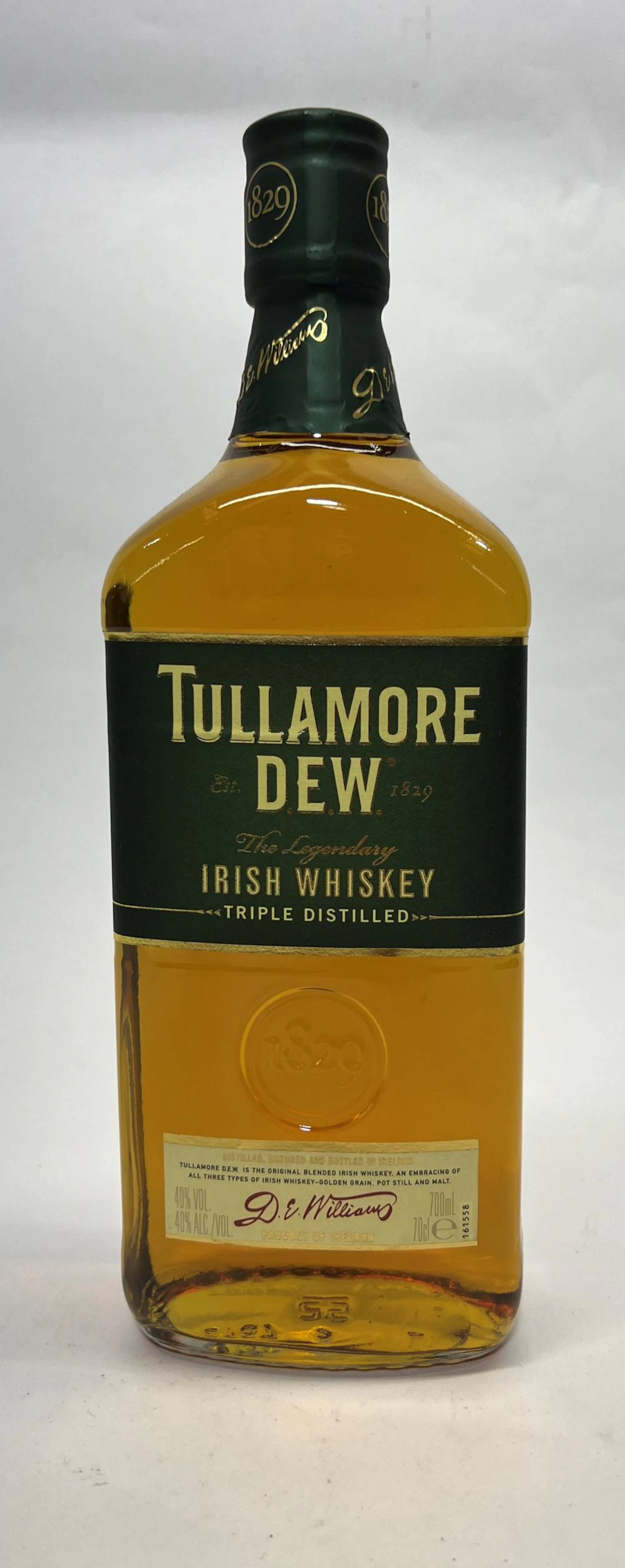One D E Williams Tullamore Dew Irish Whiskey, 700 ml bottle