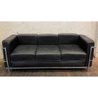 A Replica Le Corbusier Black Vinyl & Chrome Sofa