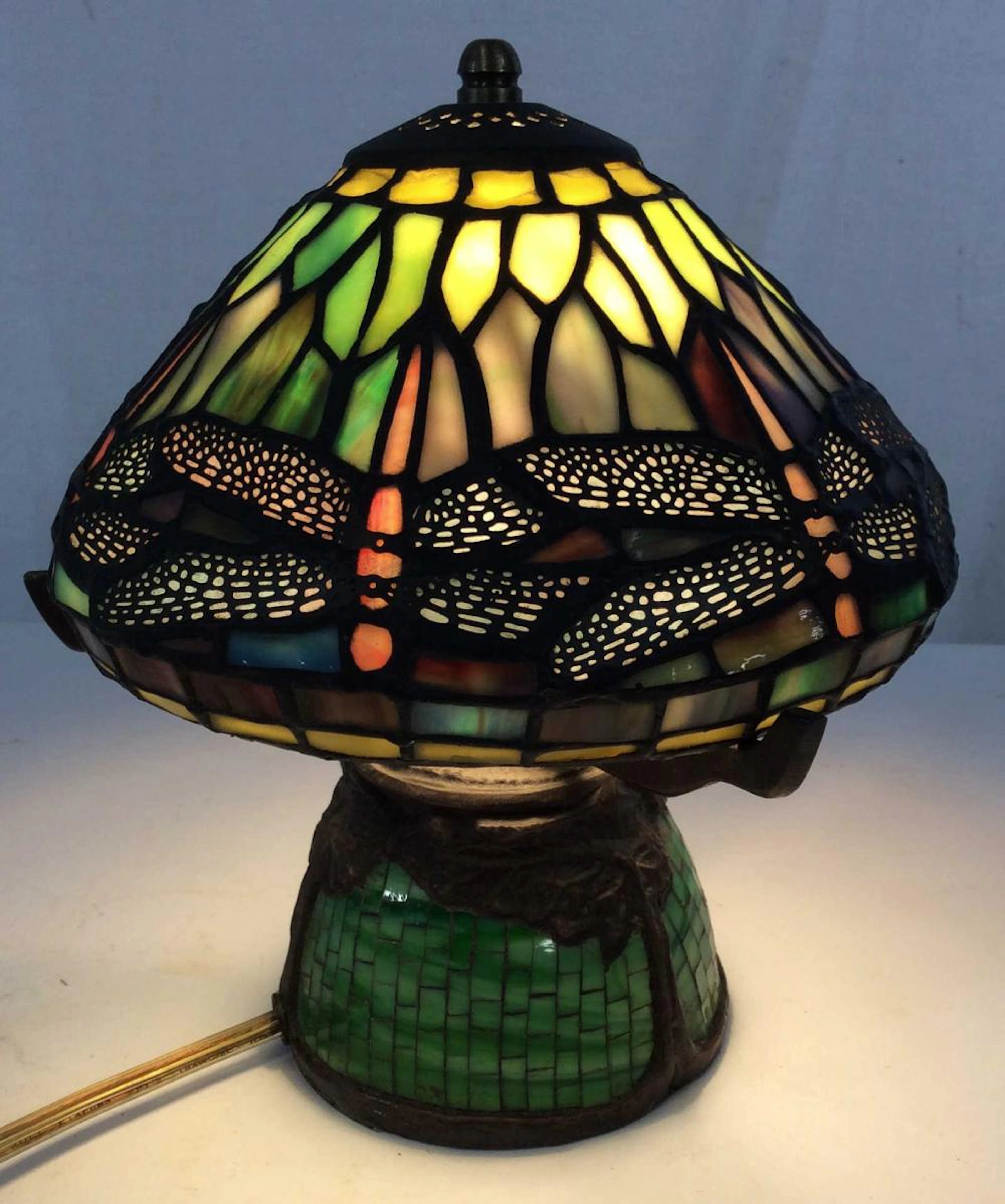 Arts & Crafts Mosaic Resin Table Lamp