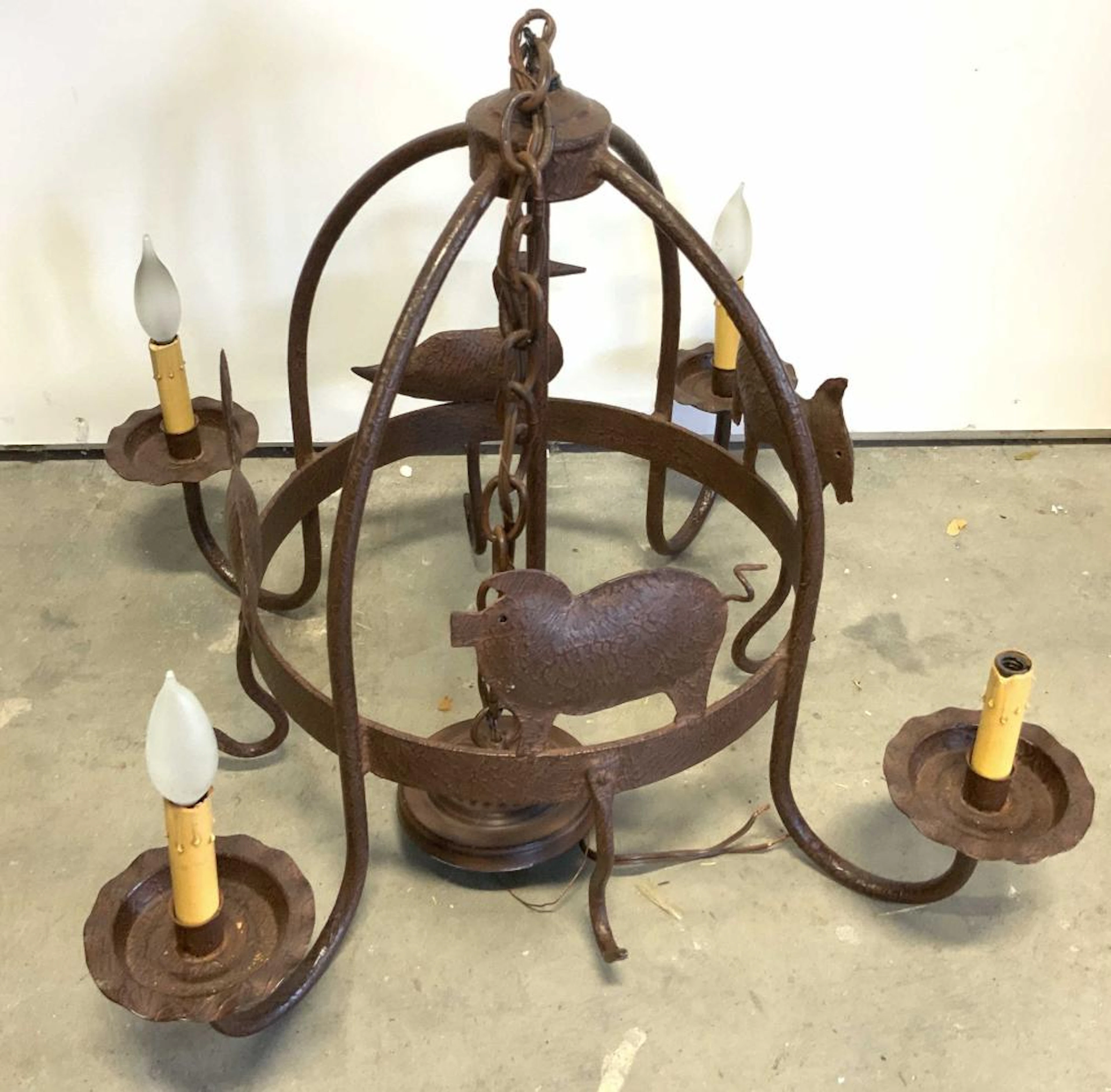Rustic Metal Farmhouse Motif Chandelier