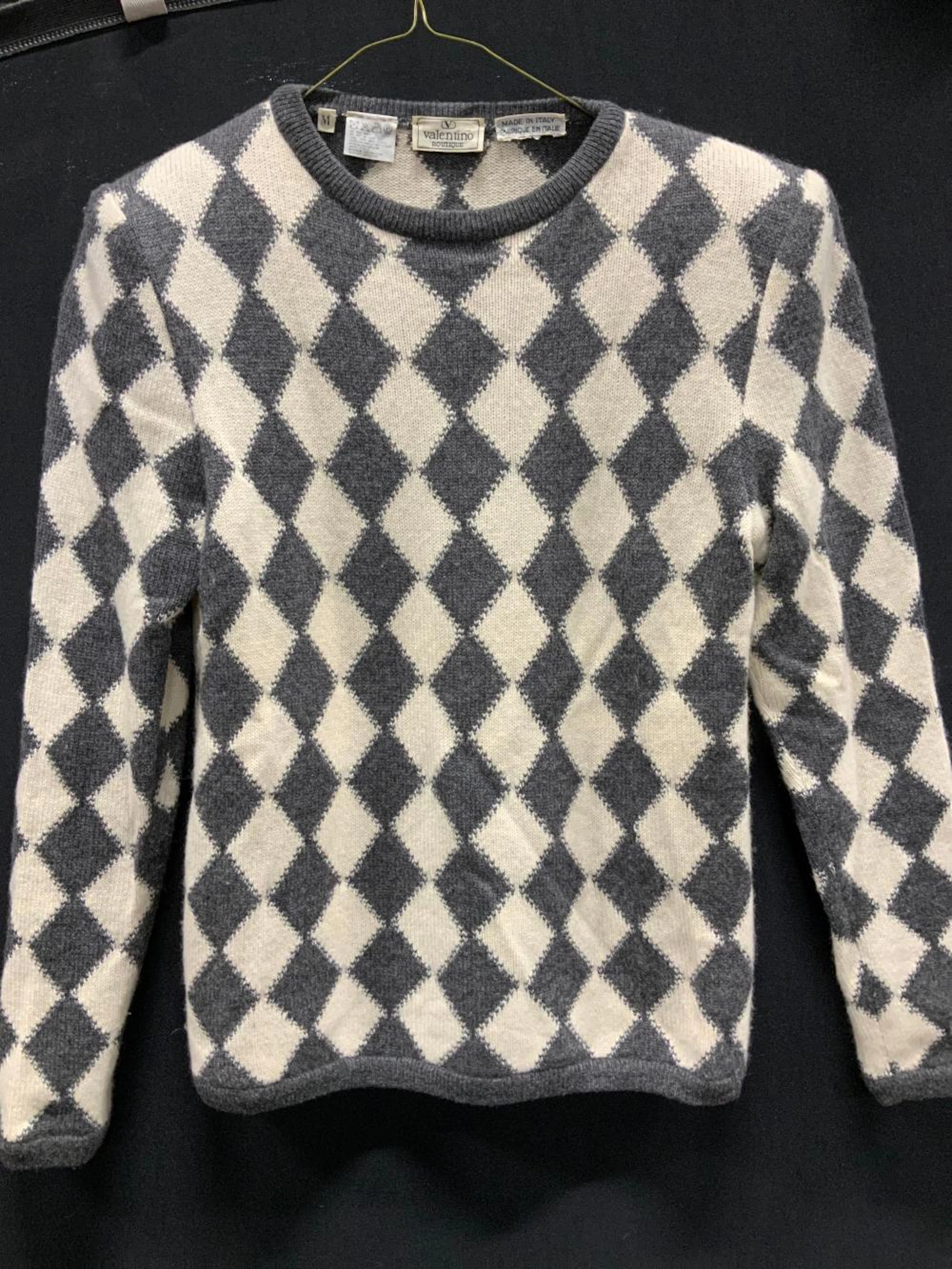 VALENTINO Vtg Ladies Cashmere Sweater, Italy