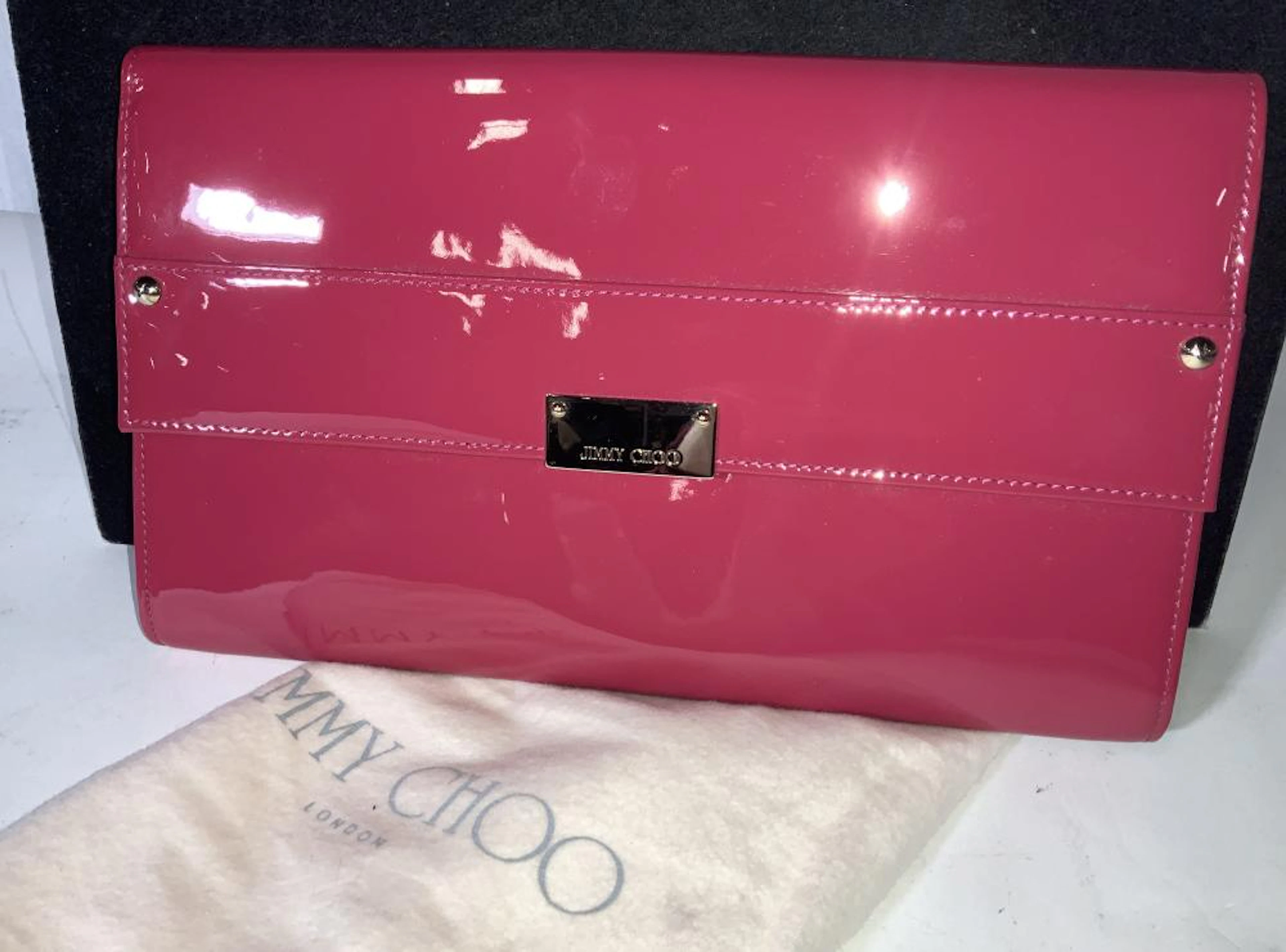 JIMMY CHOO PATENT LEATHER CLUTCH W DUSTER BAG