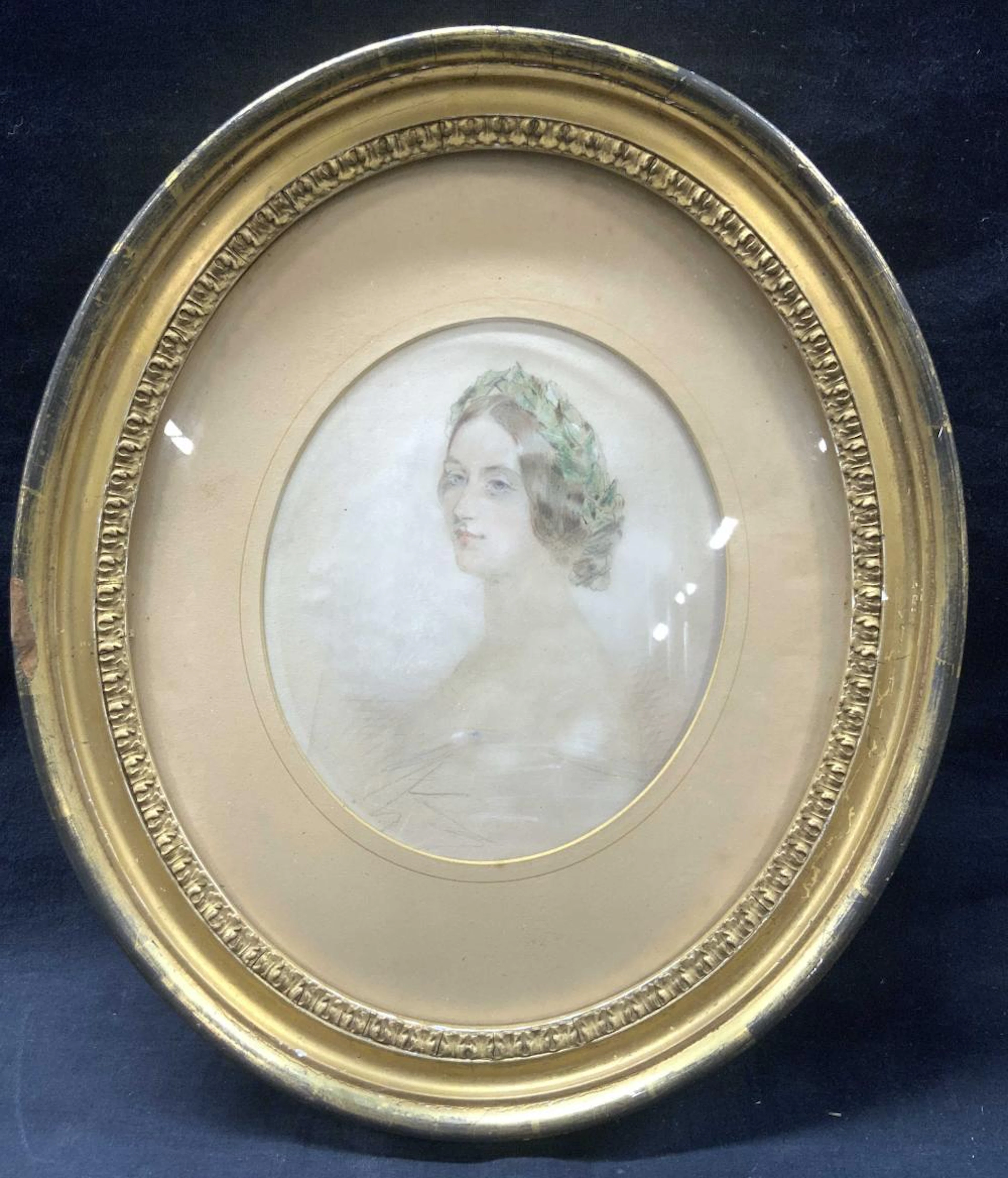 Antique Graphite & Pastel Portrait In Gilt Frame