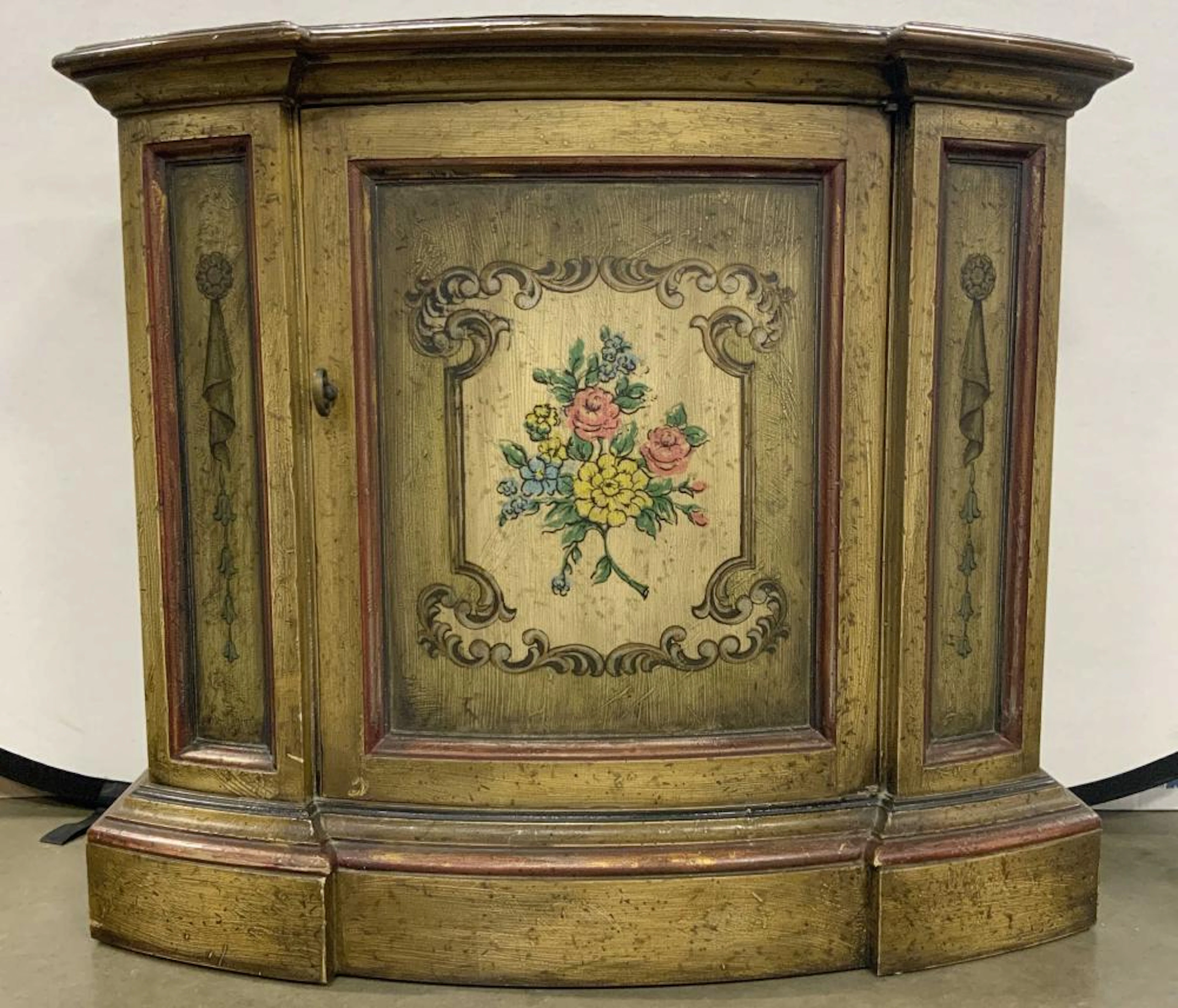 Italian Venetian Painted Wooden Sideboard