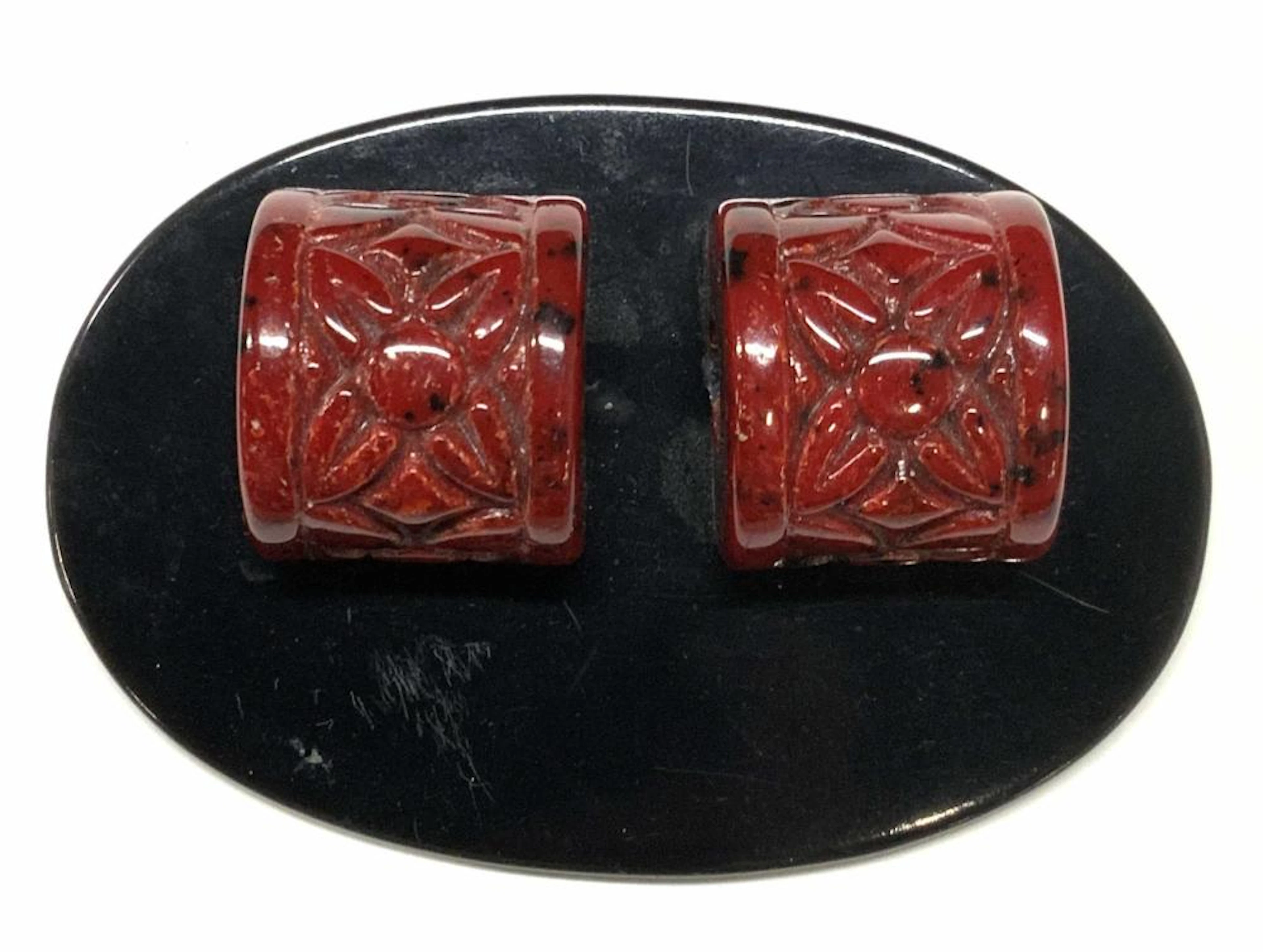 XL Black & Red Modernist Brooch, Jewelry