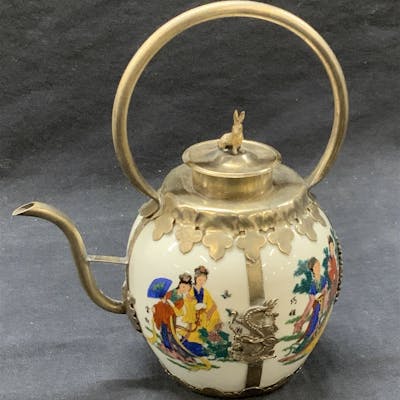 Hand Crafted Porcelain Asian Teapot, Bunny Finial