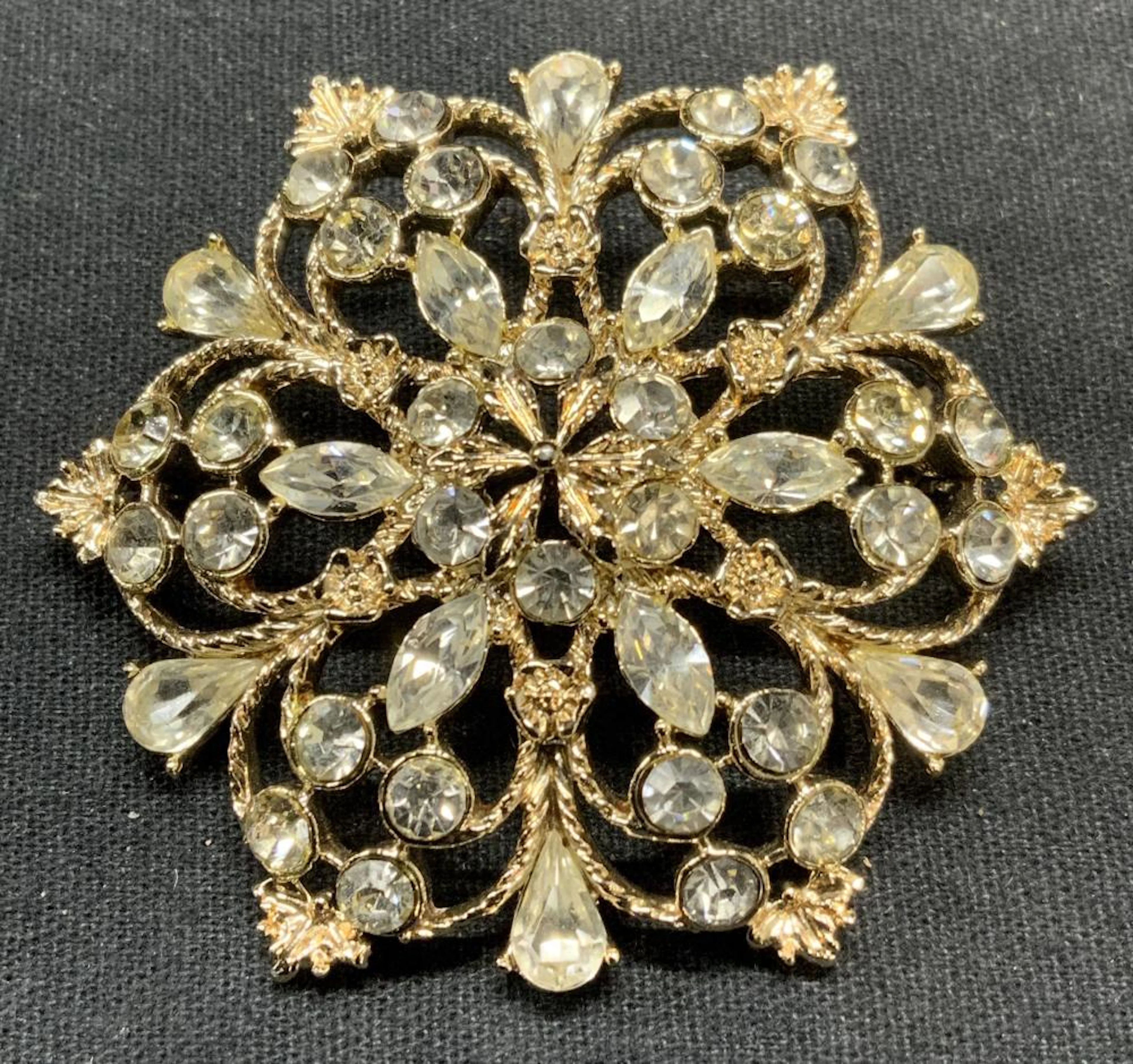 HATTIE CARNEGIE Silver Tn Crystal Flower Brooch