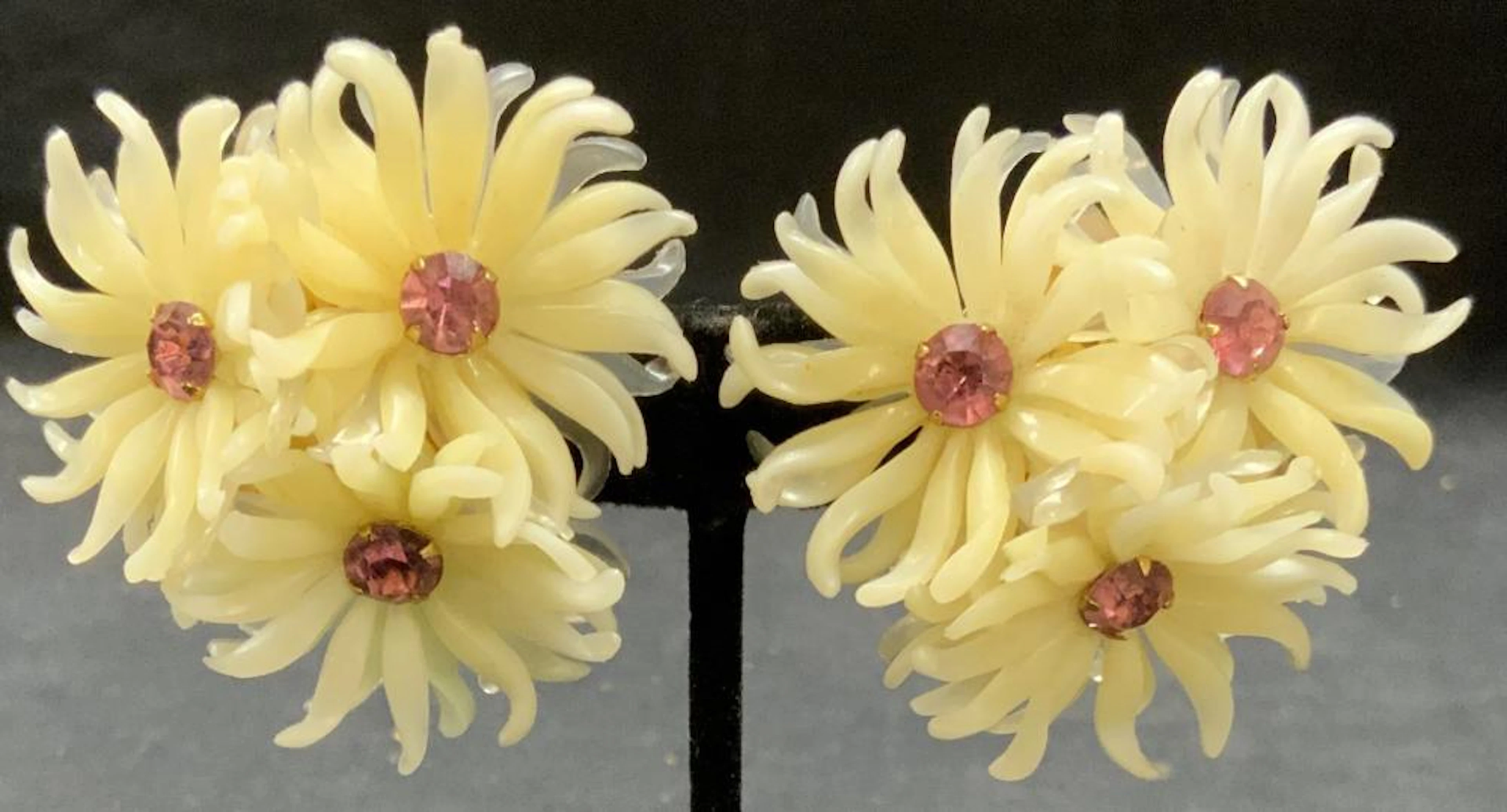 KRAMER White Flower Pink Crystal Earrings 2i