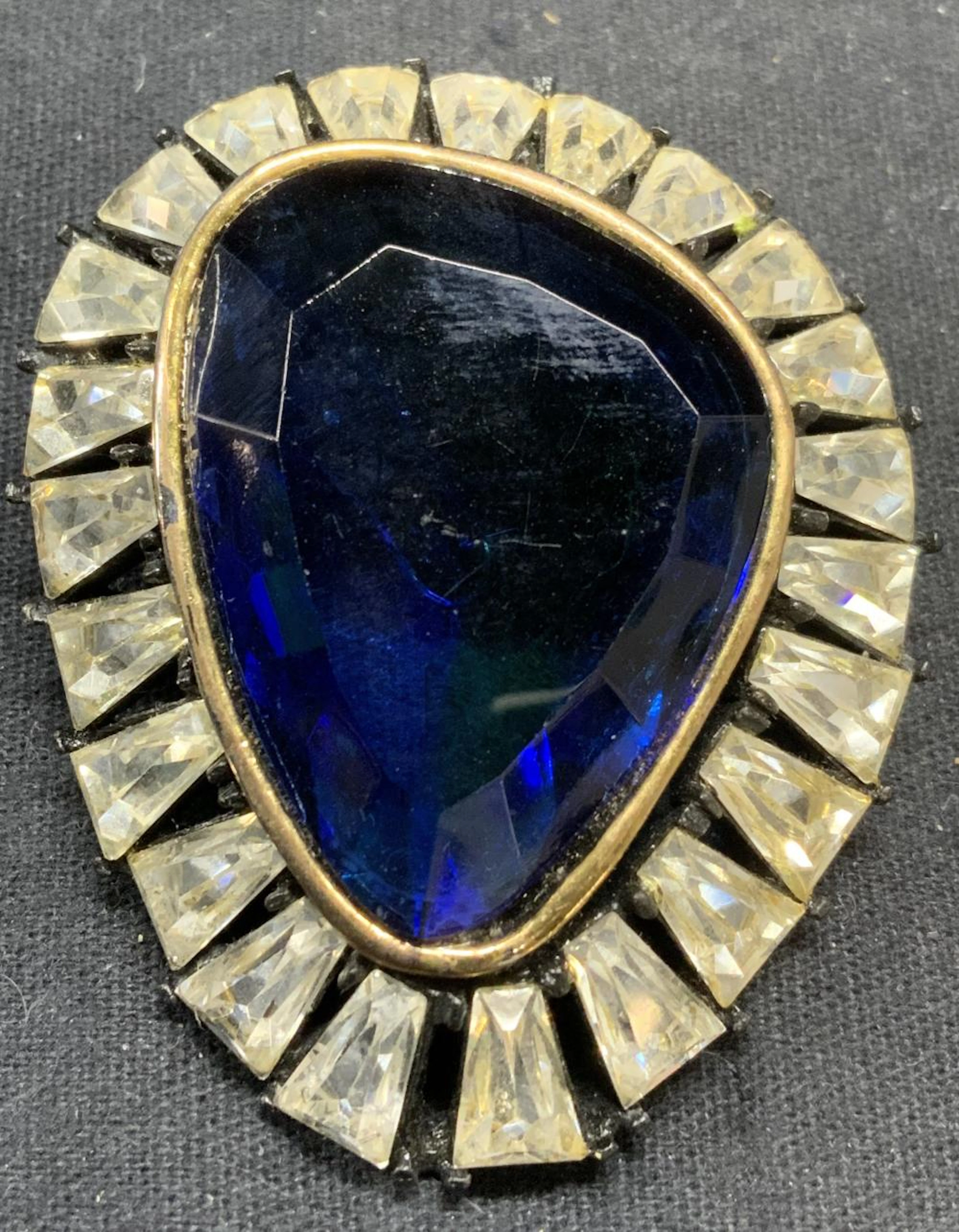 HAR Blue & Colorless Crystal Brooch