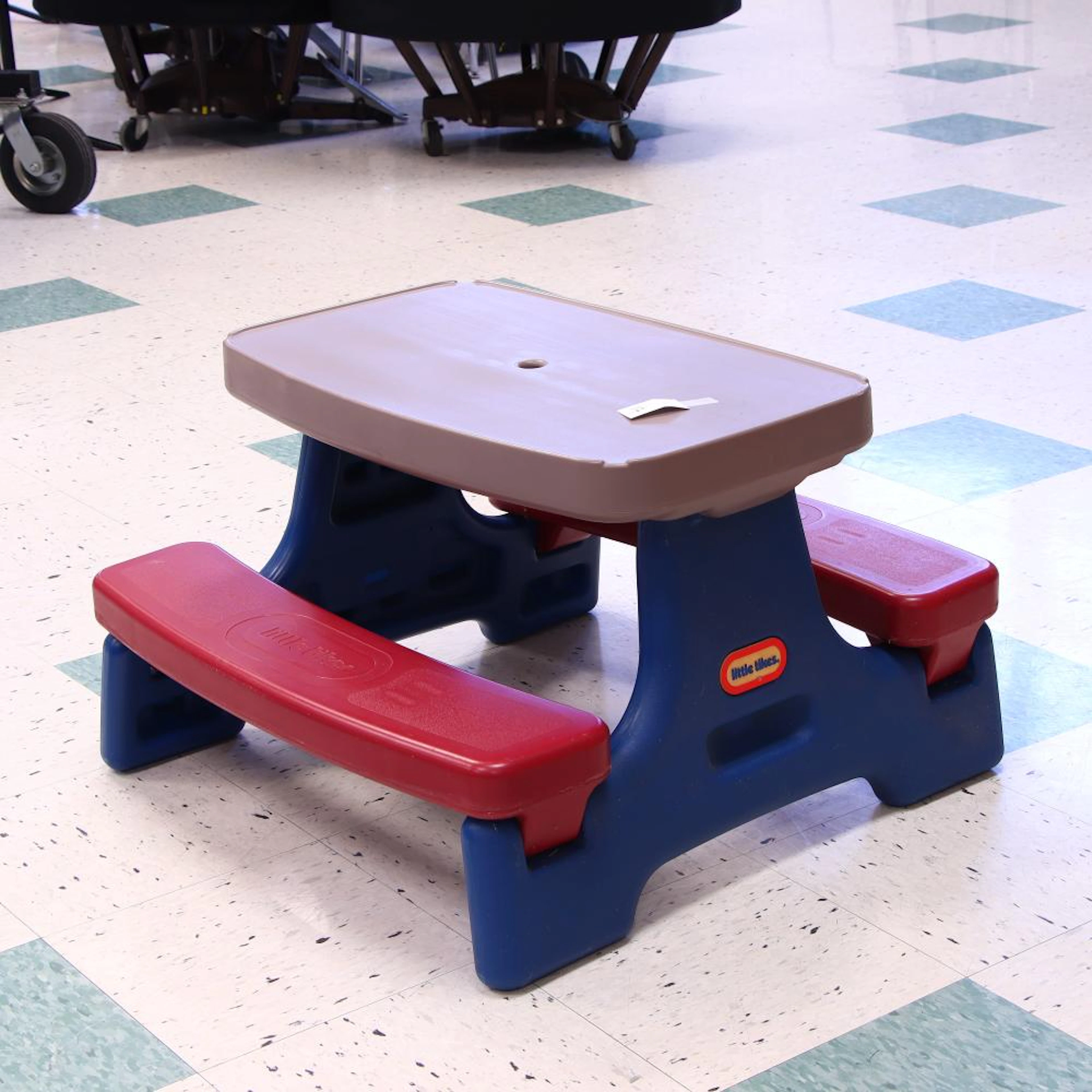 Little Tikes Picnic Table