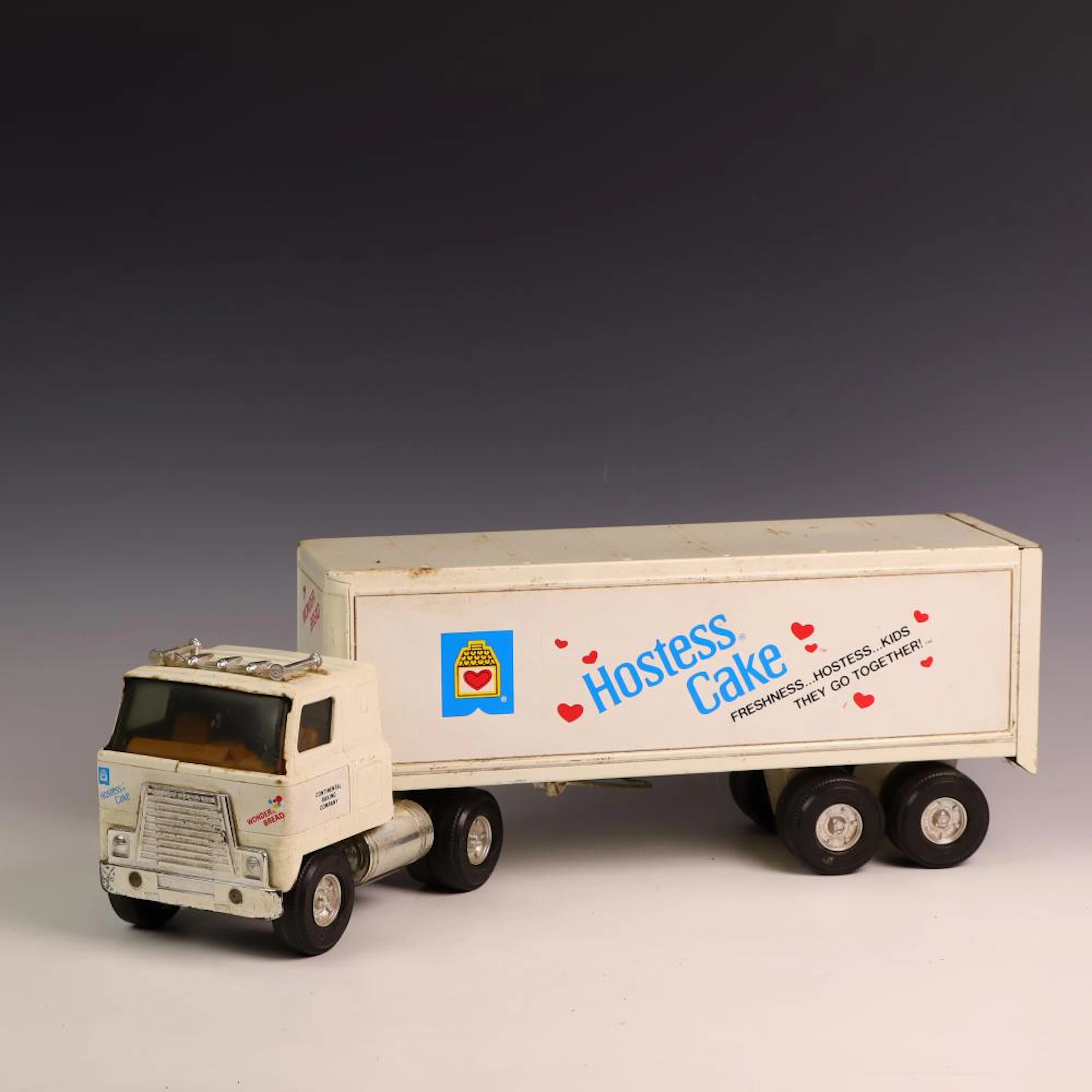 Vintage Hostess Cakes Eighteen Wheeler Truck