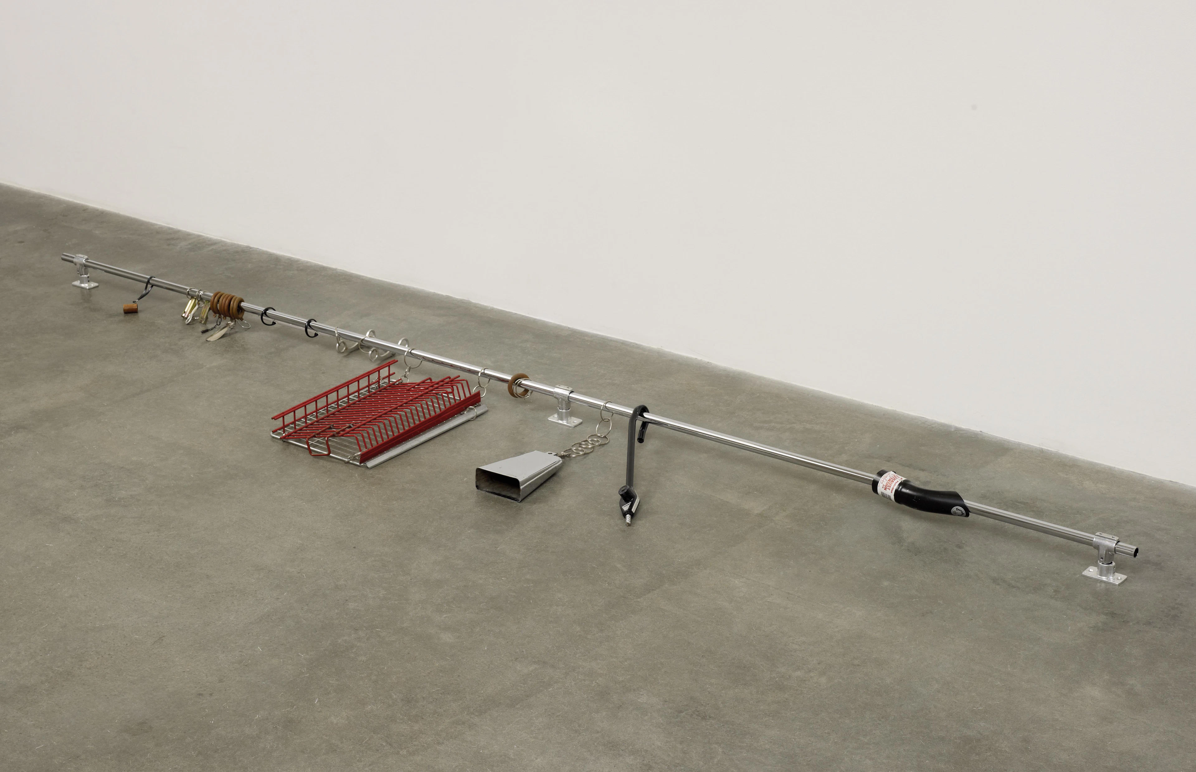Clip on Method, 1989 – Cady Noland