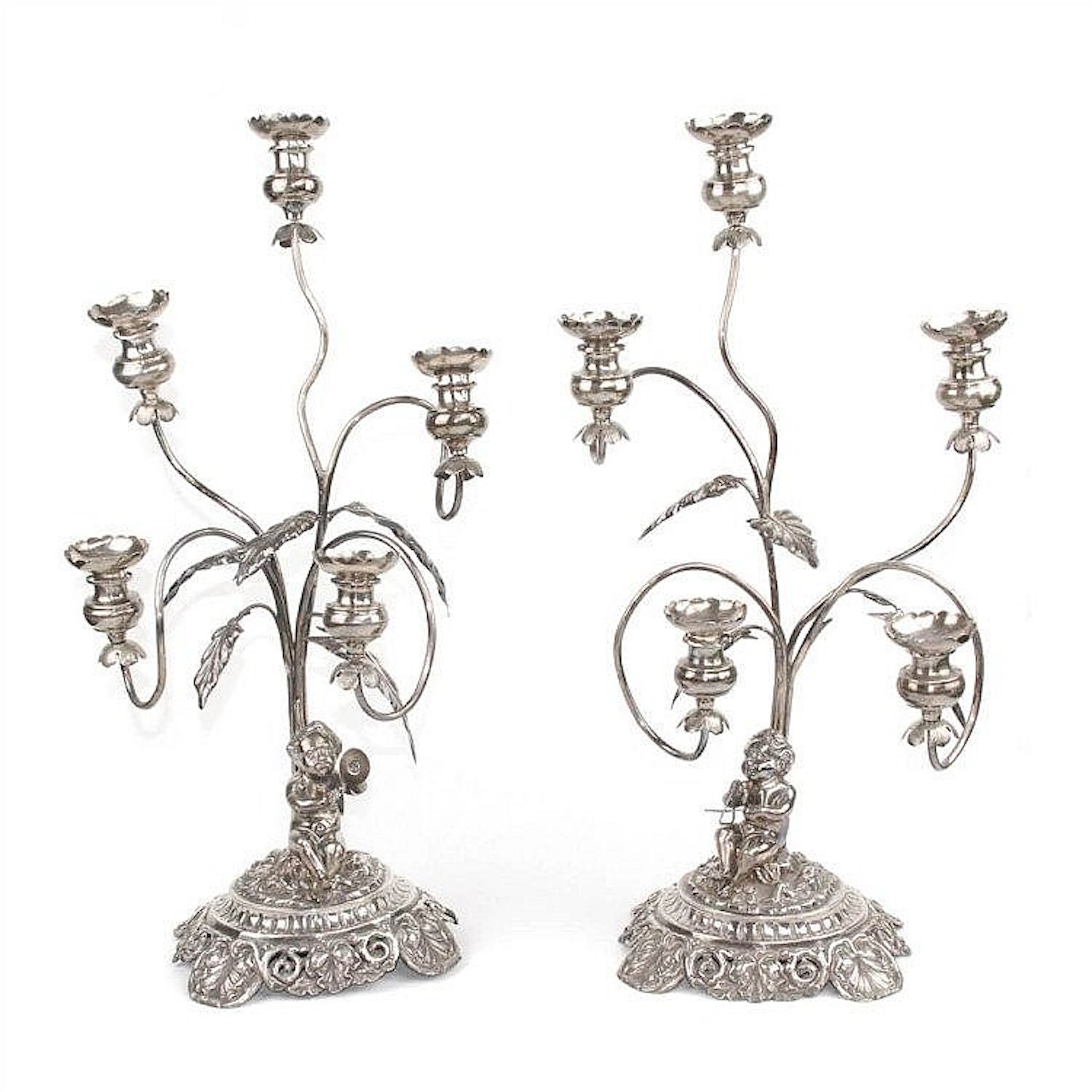 PAREJA DE CANDELABROS