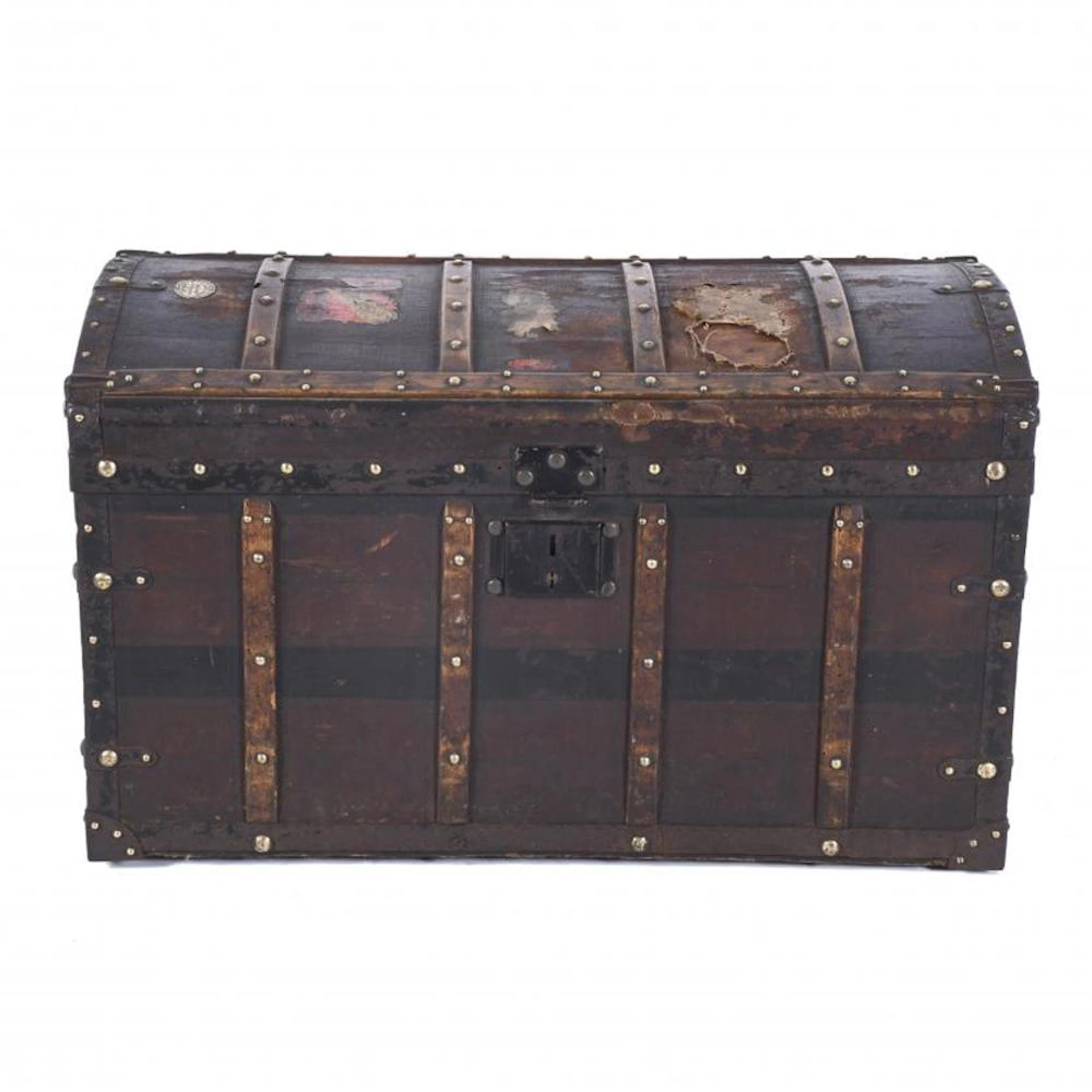 TRAVEL TRUNK, CIRCA 1920.