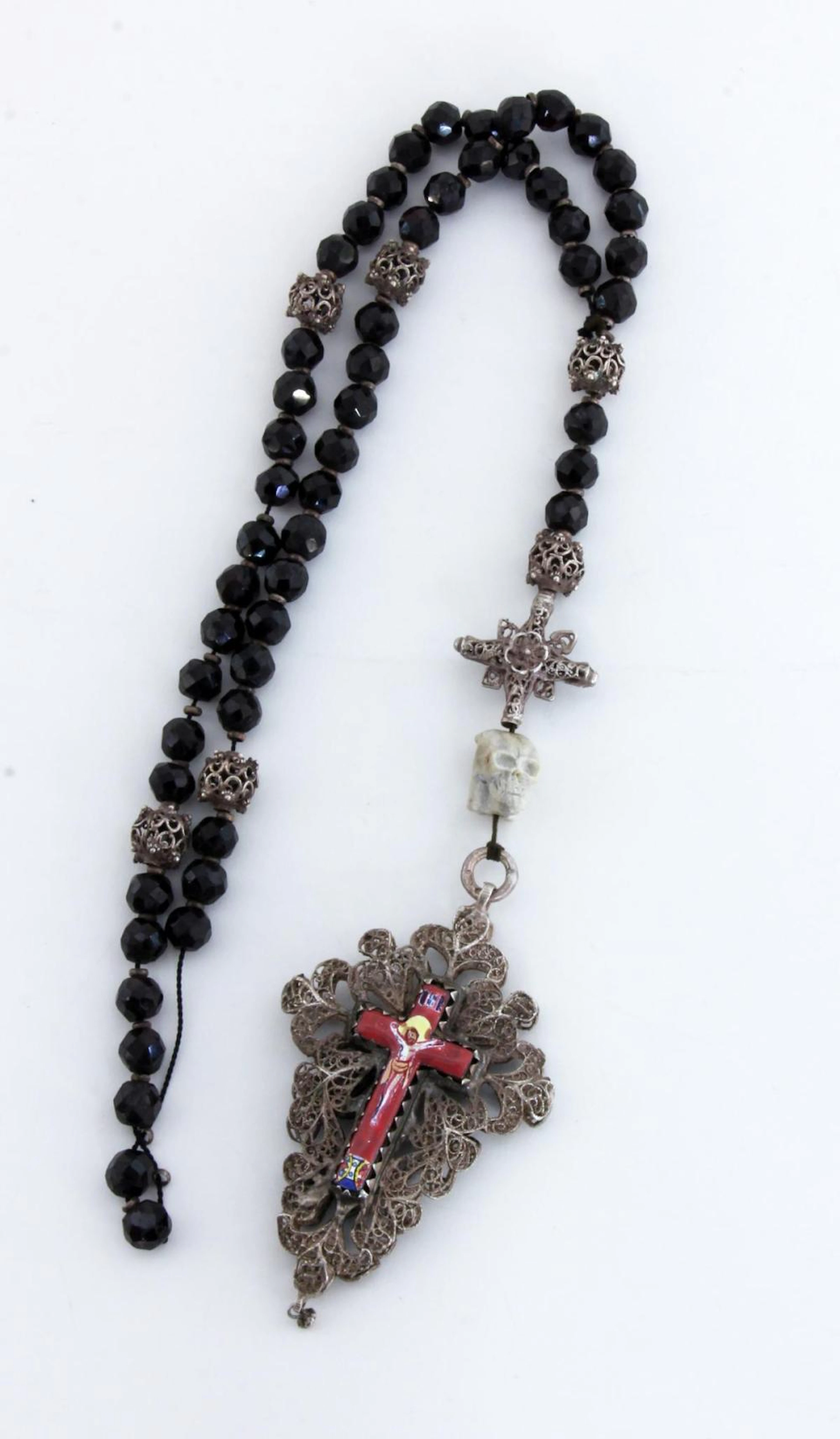 A ROSARY WITH VANITAS HEAD Silver with 2 filigree