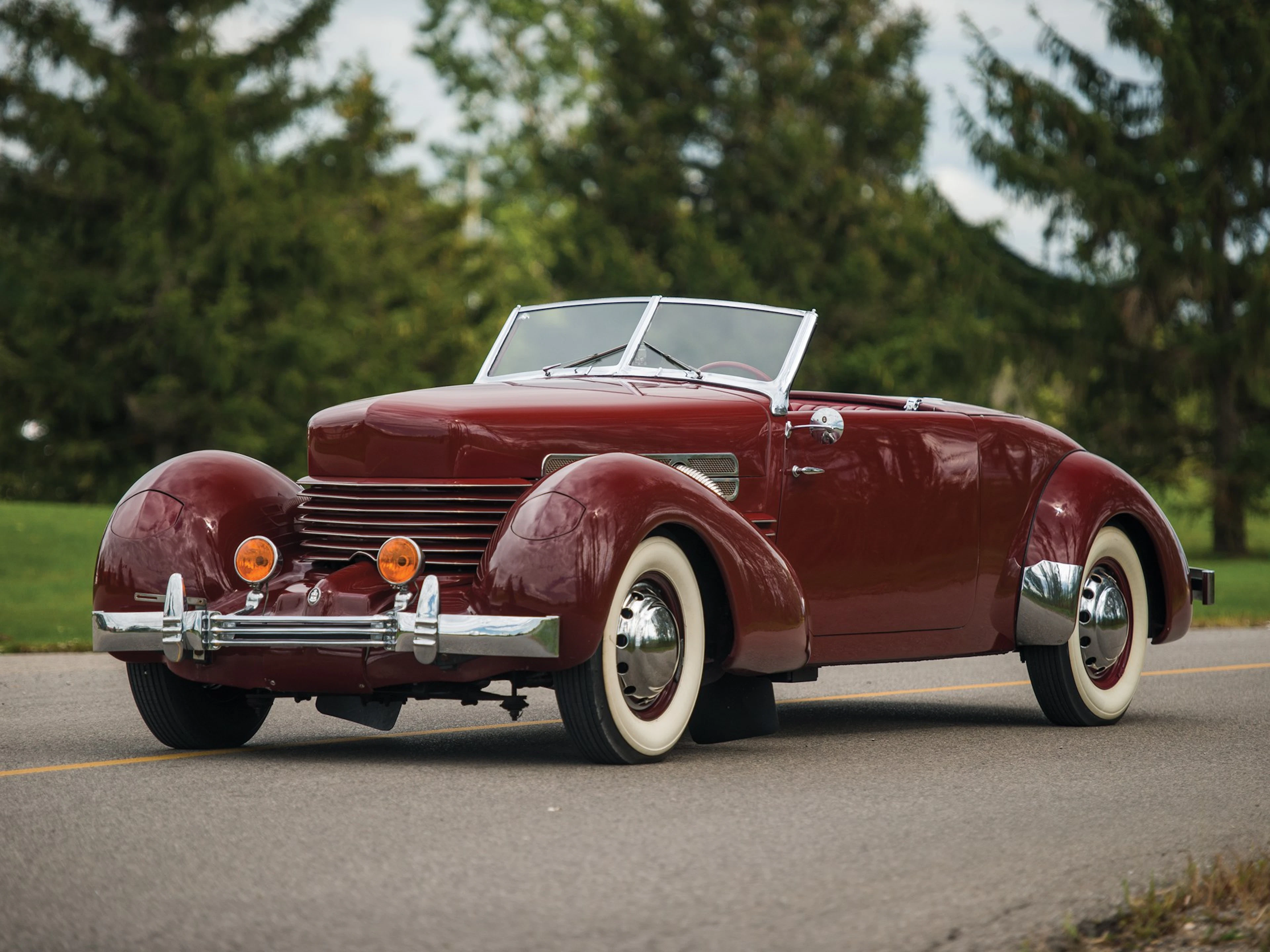 1937 Cord 812 Cabriolet