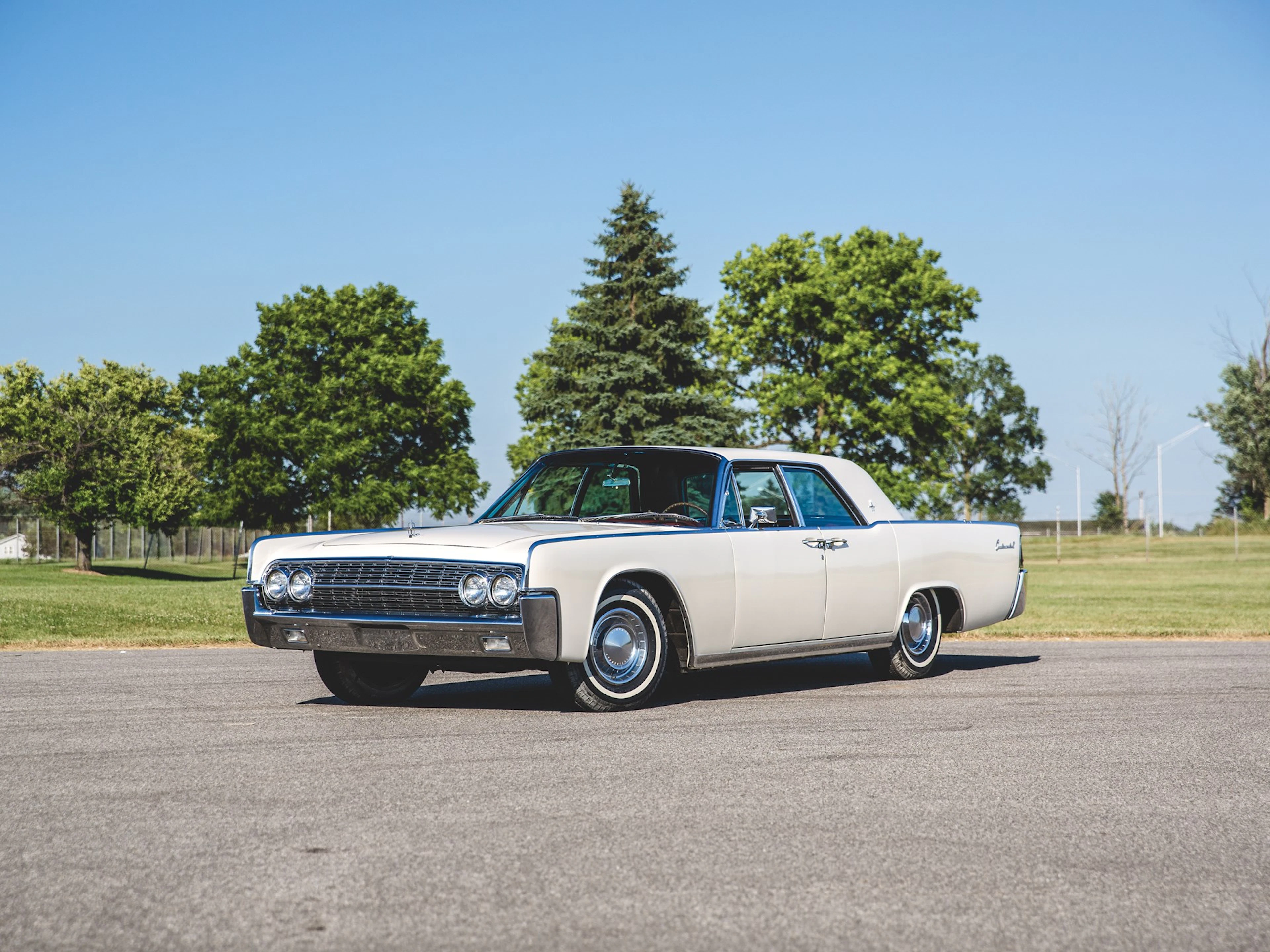 1962 Lincoln Continental Hardtop Sedan