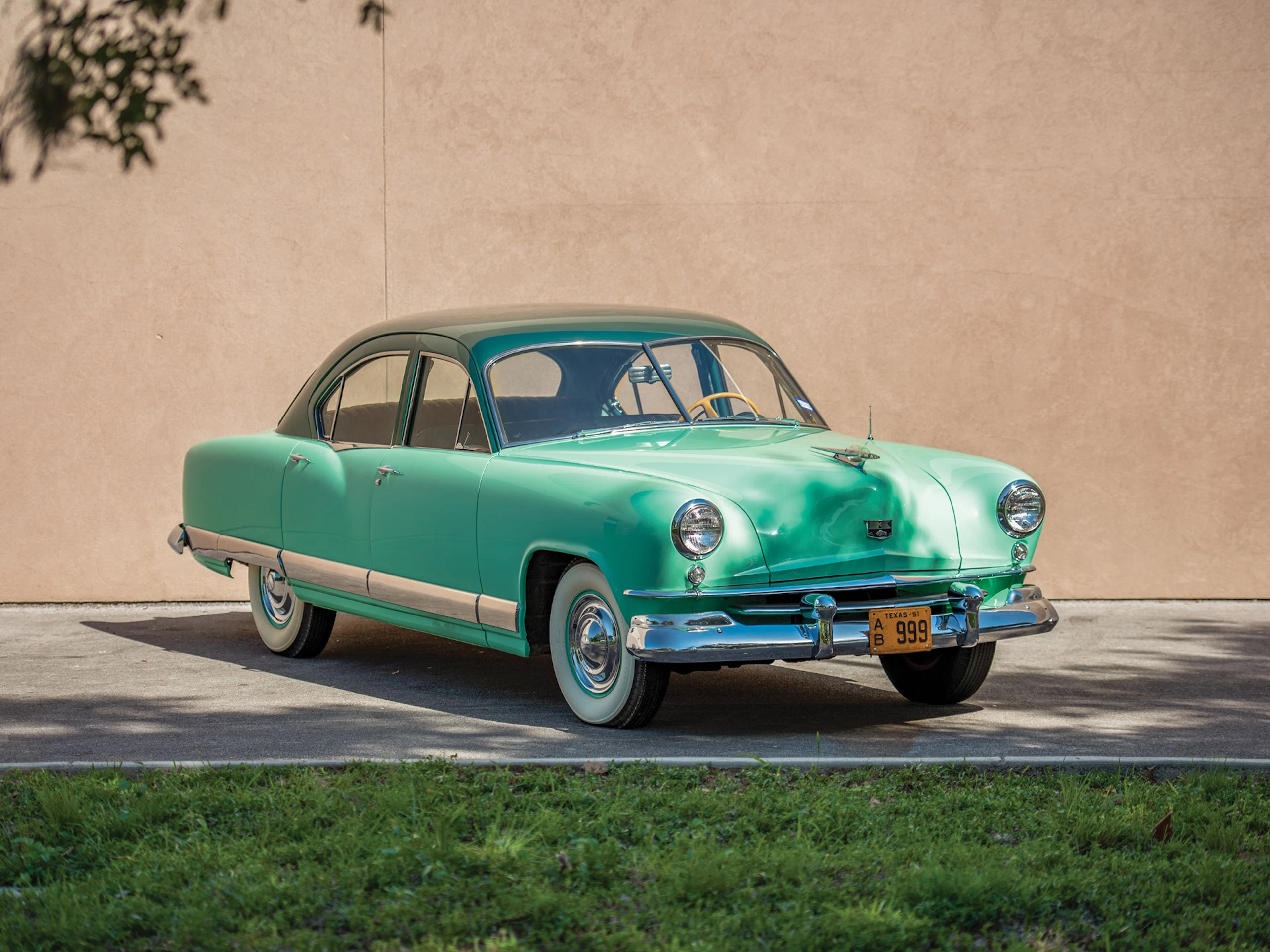 1951 Kaiser Deluxe Golden Dragon Sedan