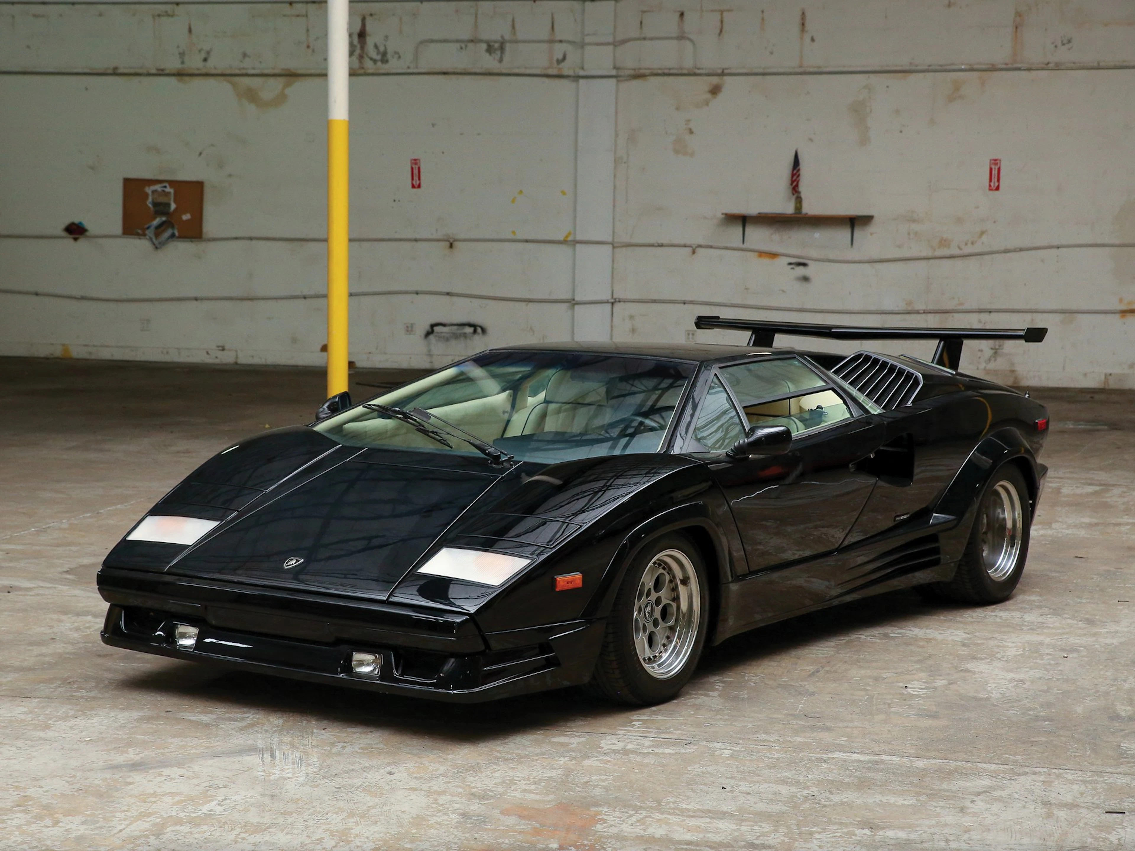 1989 Lamborghini Countach 25th Anniversary