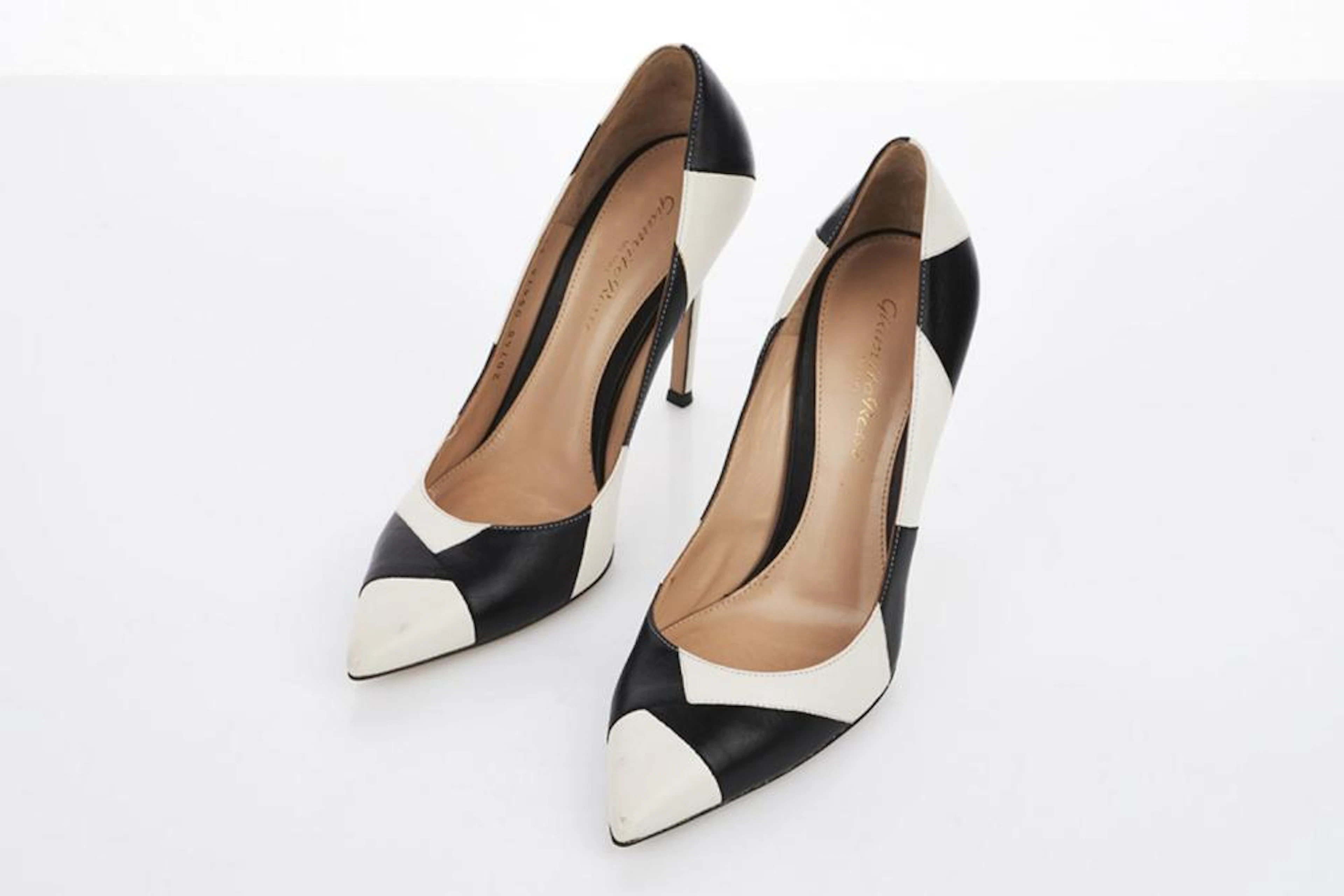 Gianvito Rossi Crosby Shoes