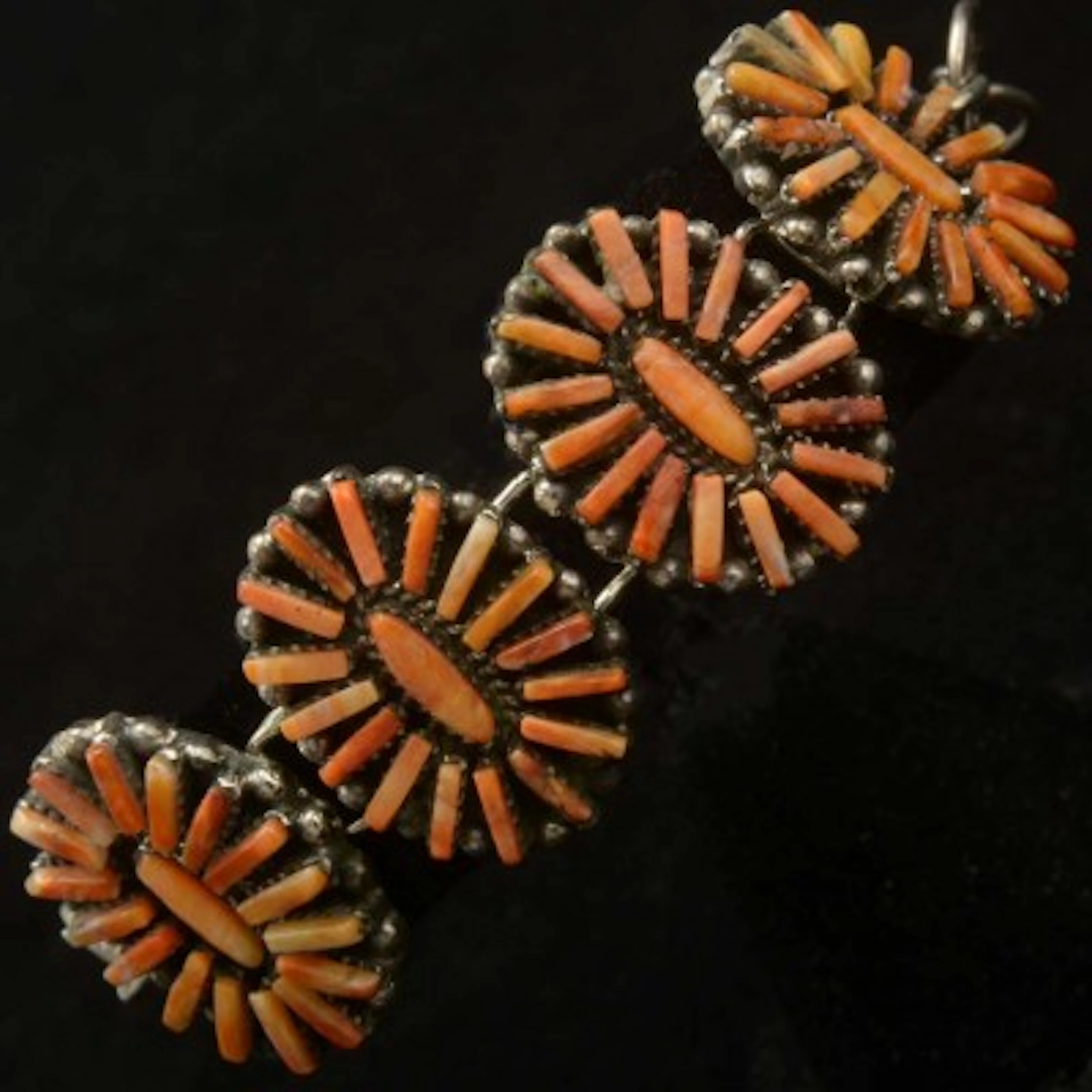 Spiny Oyster Tennis Bracelet Zuni Needlepoint Ladies Style