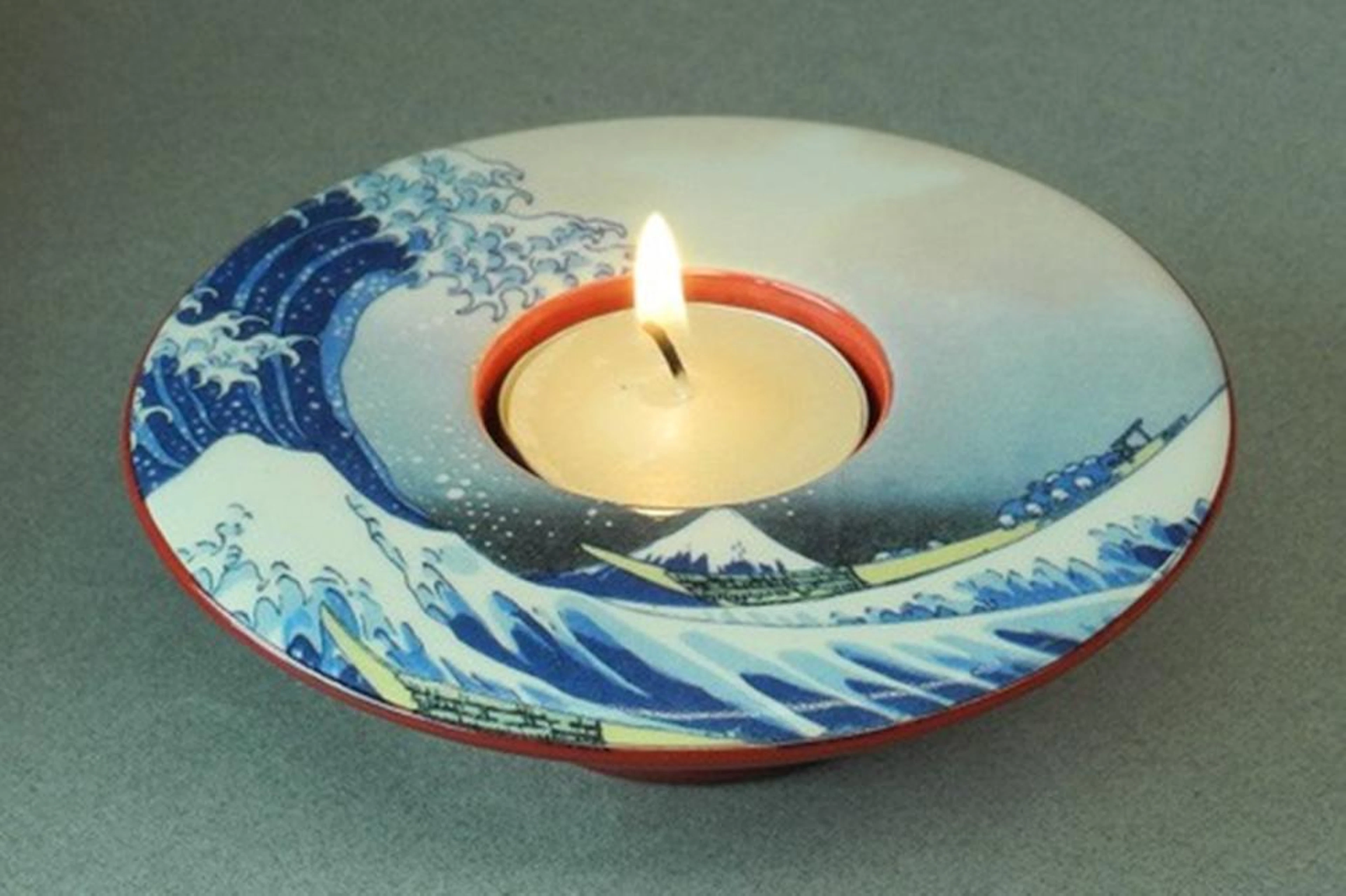 Hokusai Wave Round Flat Ceramic Tealight