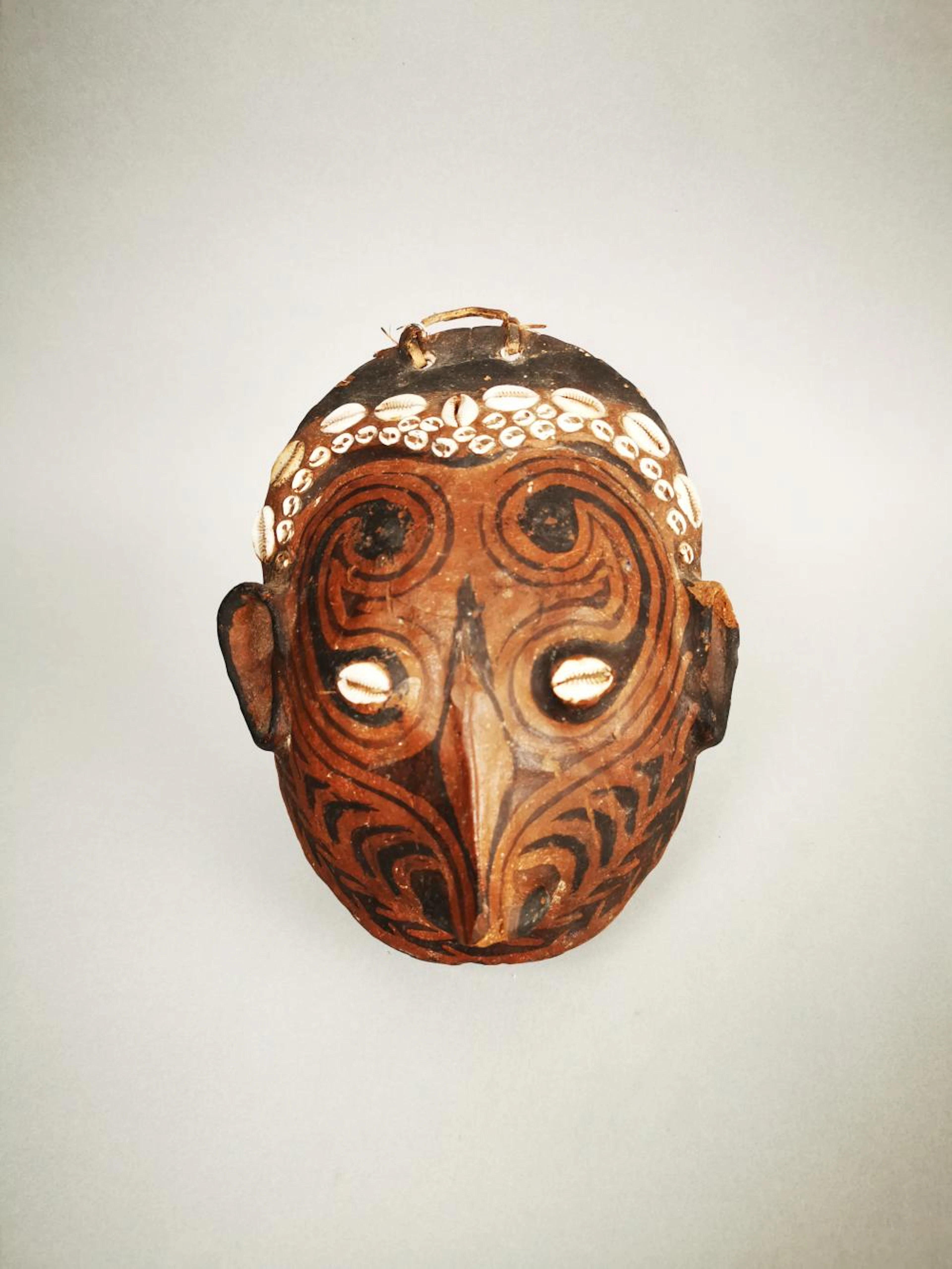 MINDIBIT (moyen Sepik, Papouasie-Nouvelle Guinée) . Remarquable masque d'es