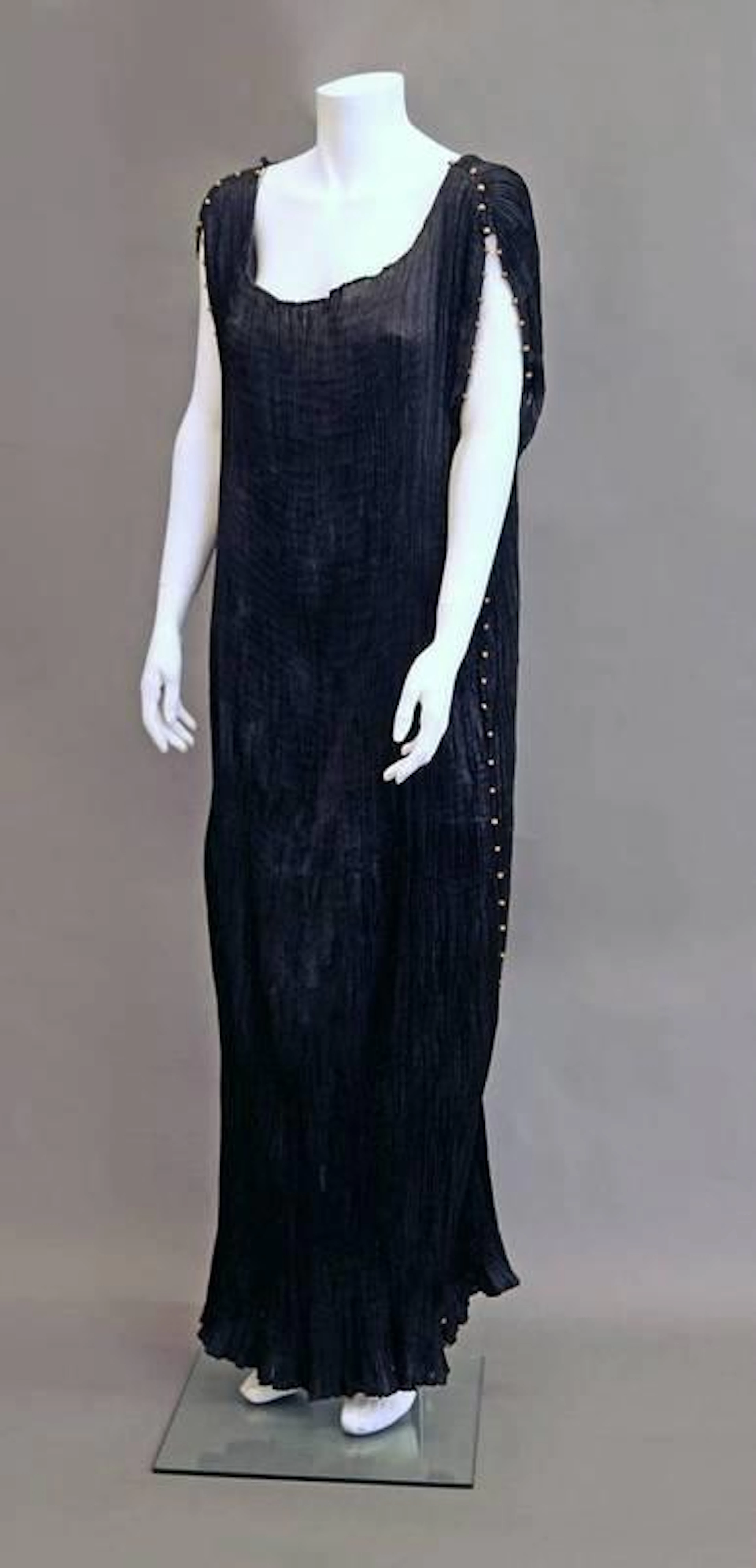 A Mariano Fortuny Delphos tea gown, c.1920s, the sleeveless pleated