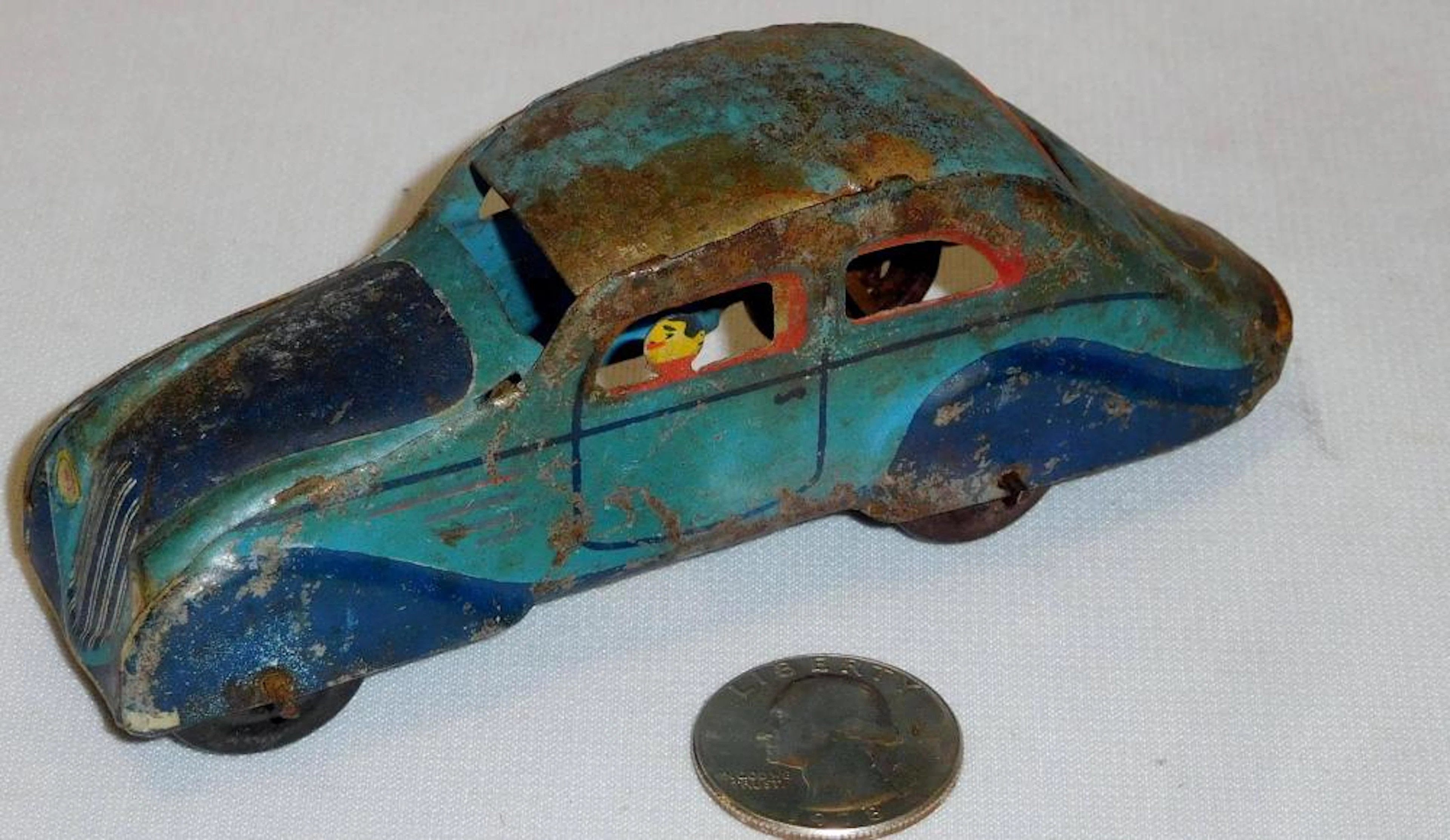 Vintage 1930's Juguetes Rai Paya Tin Litho Toy Car w/ Driver