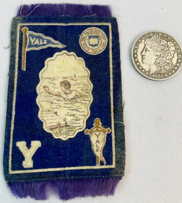 Antique 1910 Yale Bulldogs Swimming Murad Tobacco Felt Rug B33