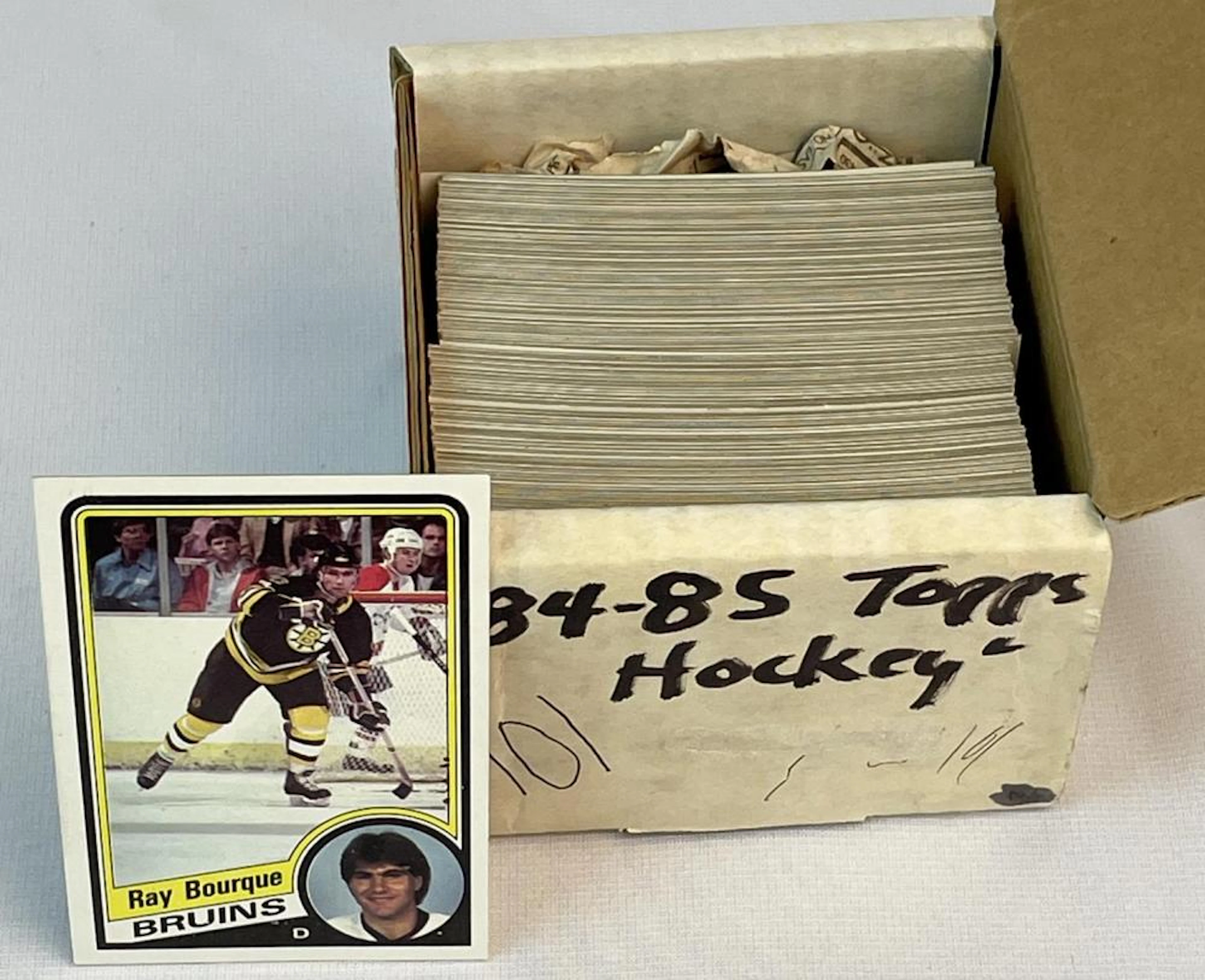 1984 Topps Hockey Card Set (Steve Yzerman Rookie, Wayne Gretzky, Etc..) COMPLETE