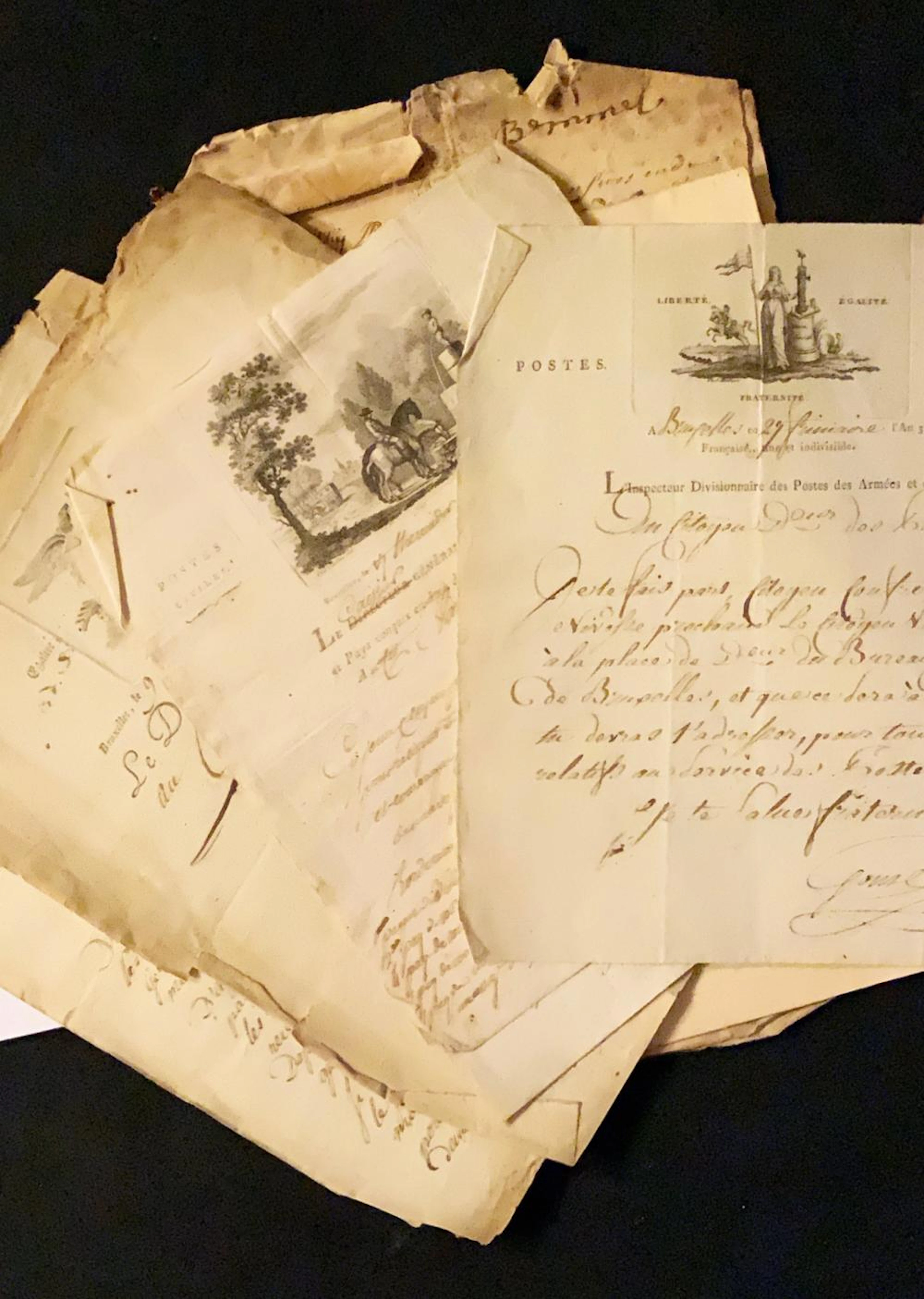 [DIEST - POSTE] Six lettres de l?administration général