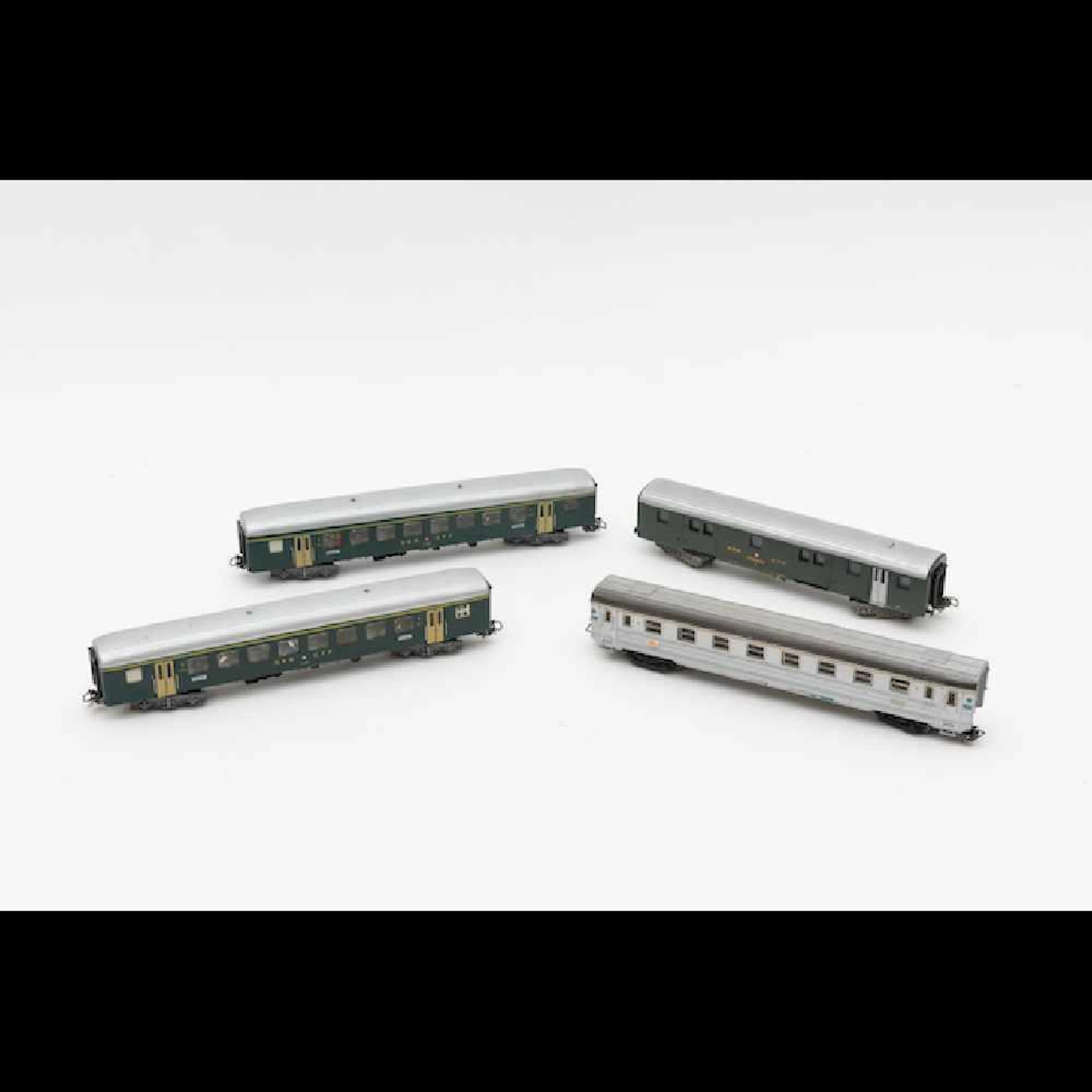 MÄRKLIN HO - Lot de 4 locomotives dont 2 avec tender et