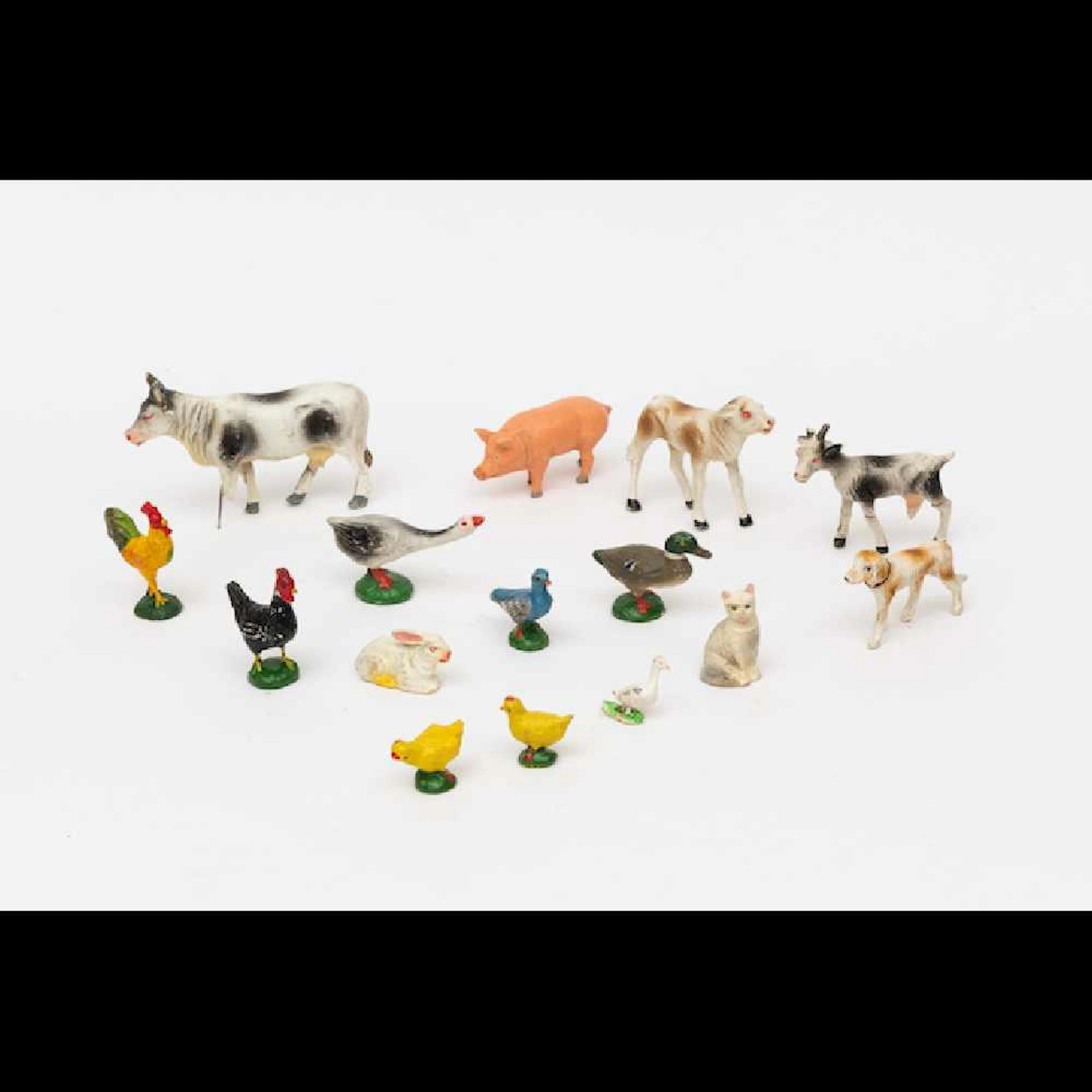 JOUETS ANCIENS EN BOIS. Lot de 4 pièces.