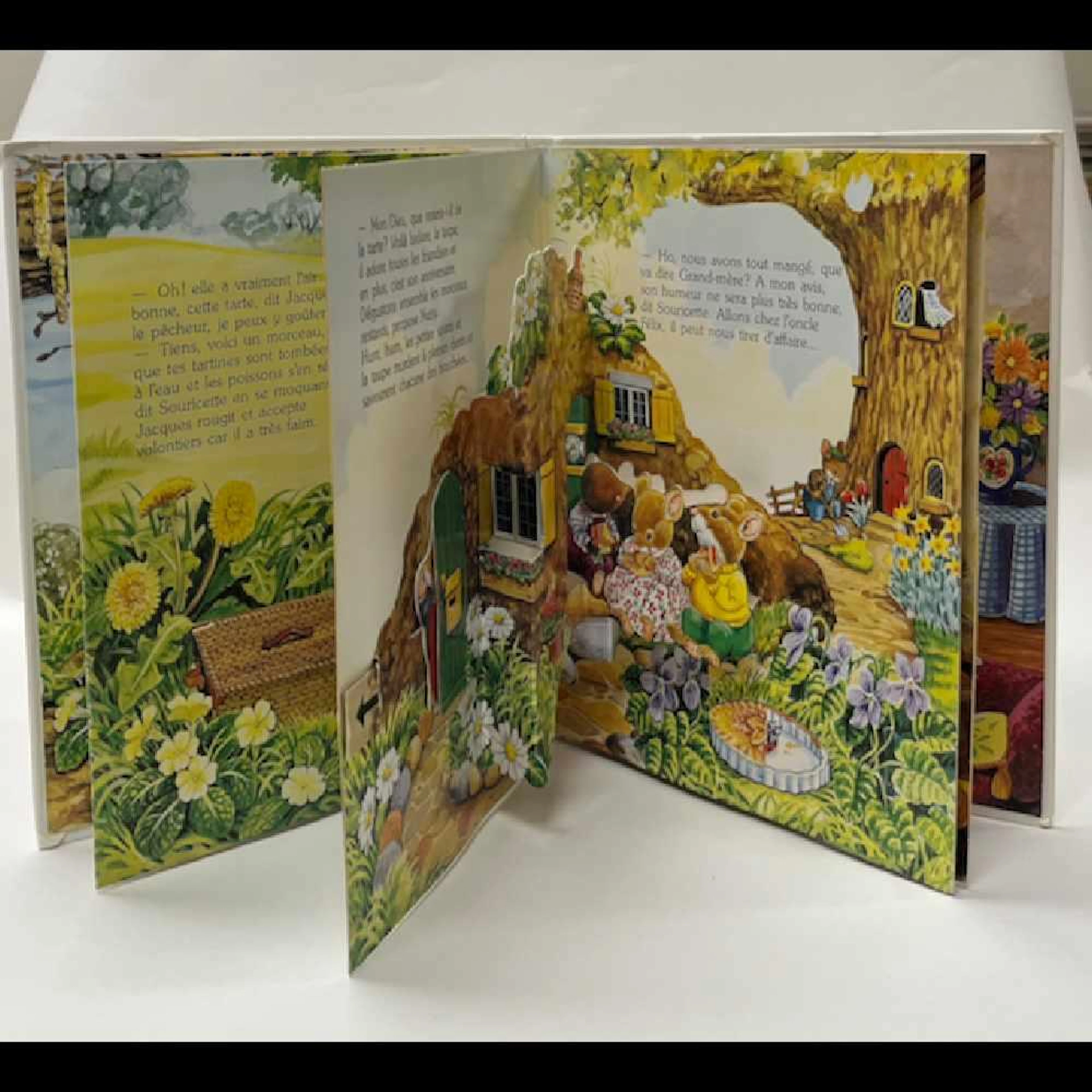 [POP-UP] POP-UP. Lot de 93 volumes environ.