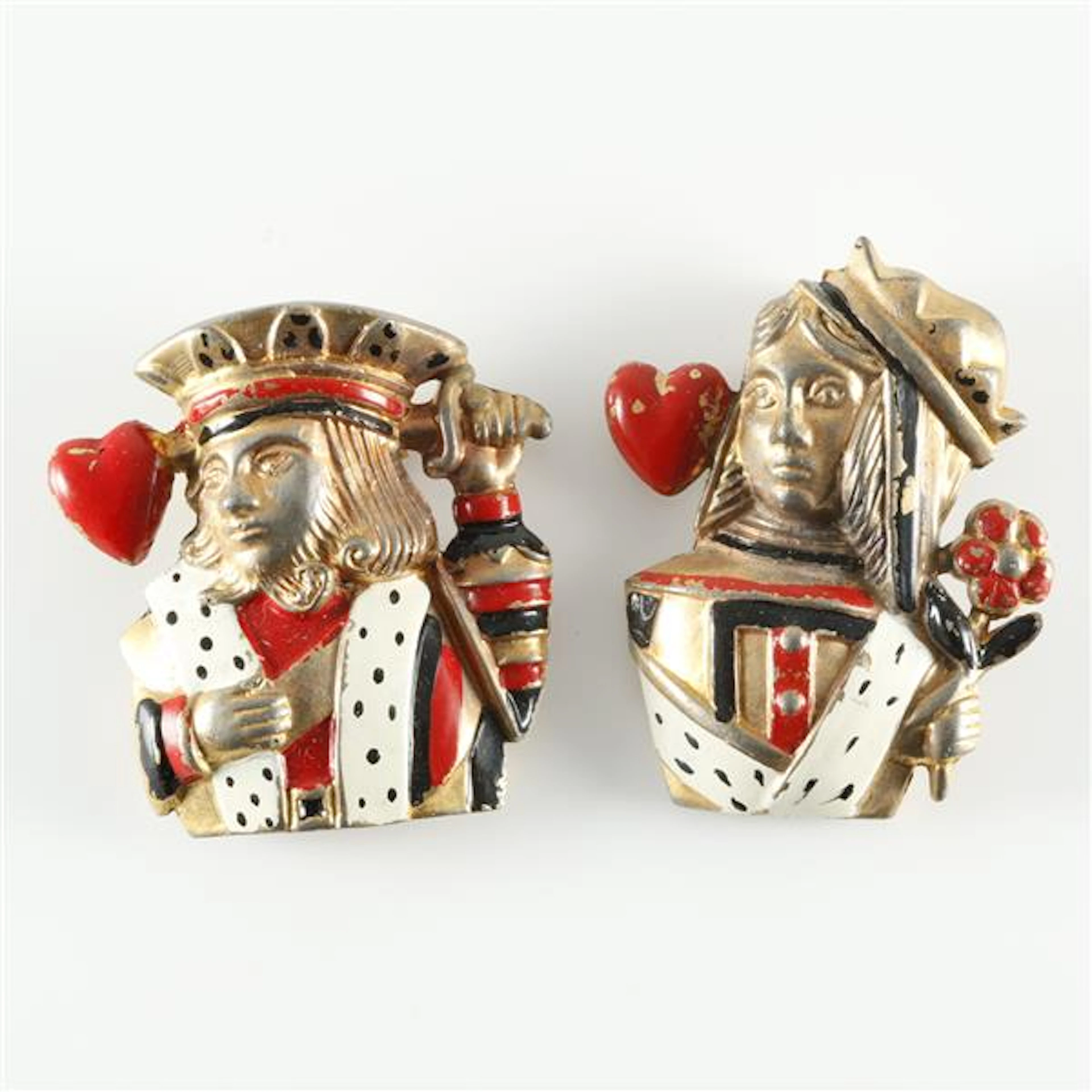 Unsigned pair of the king and queen of hearts cards pin clips...