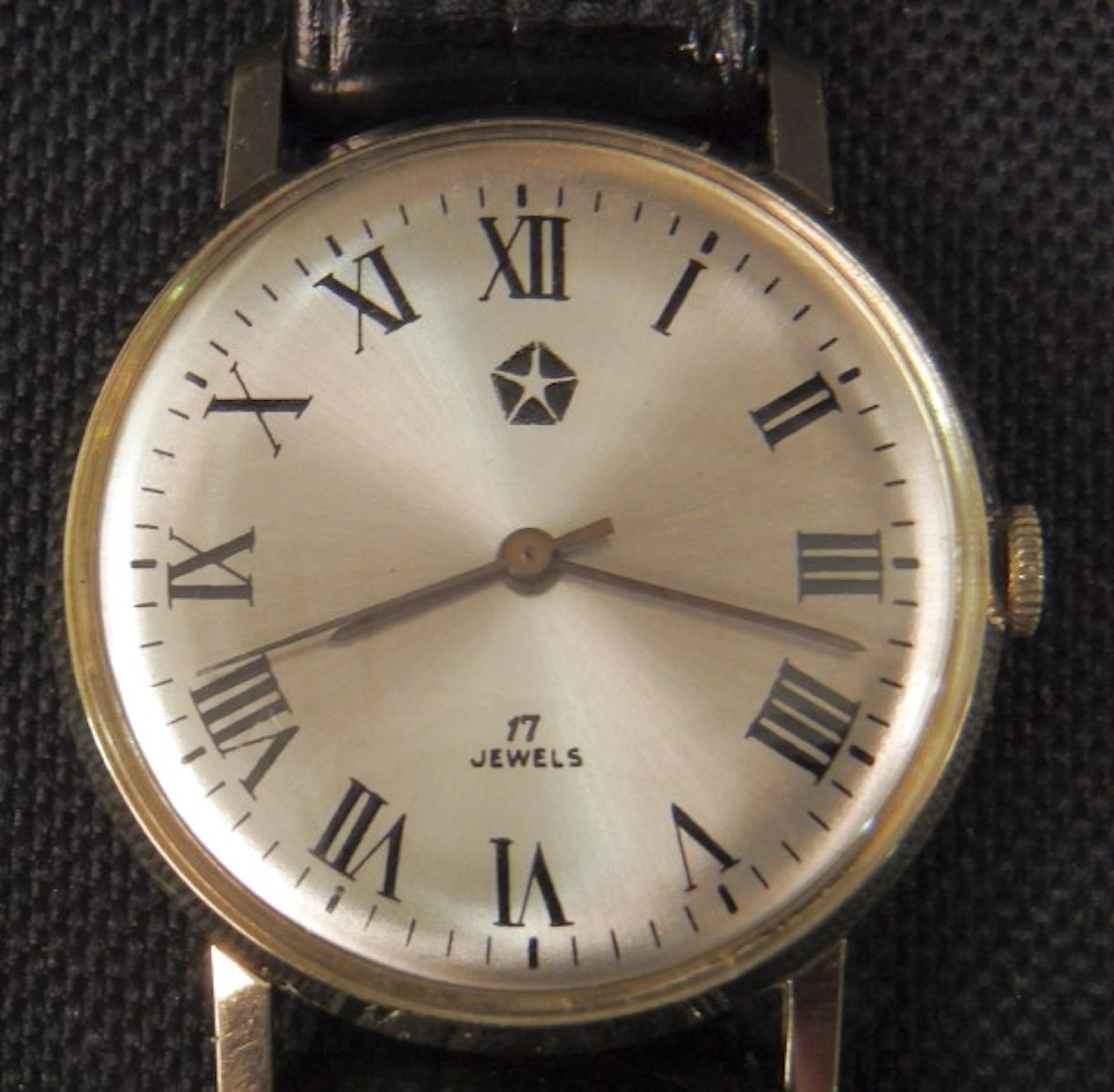 Vintage 1960s Chrysler Watch, 17 Jewels