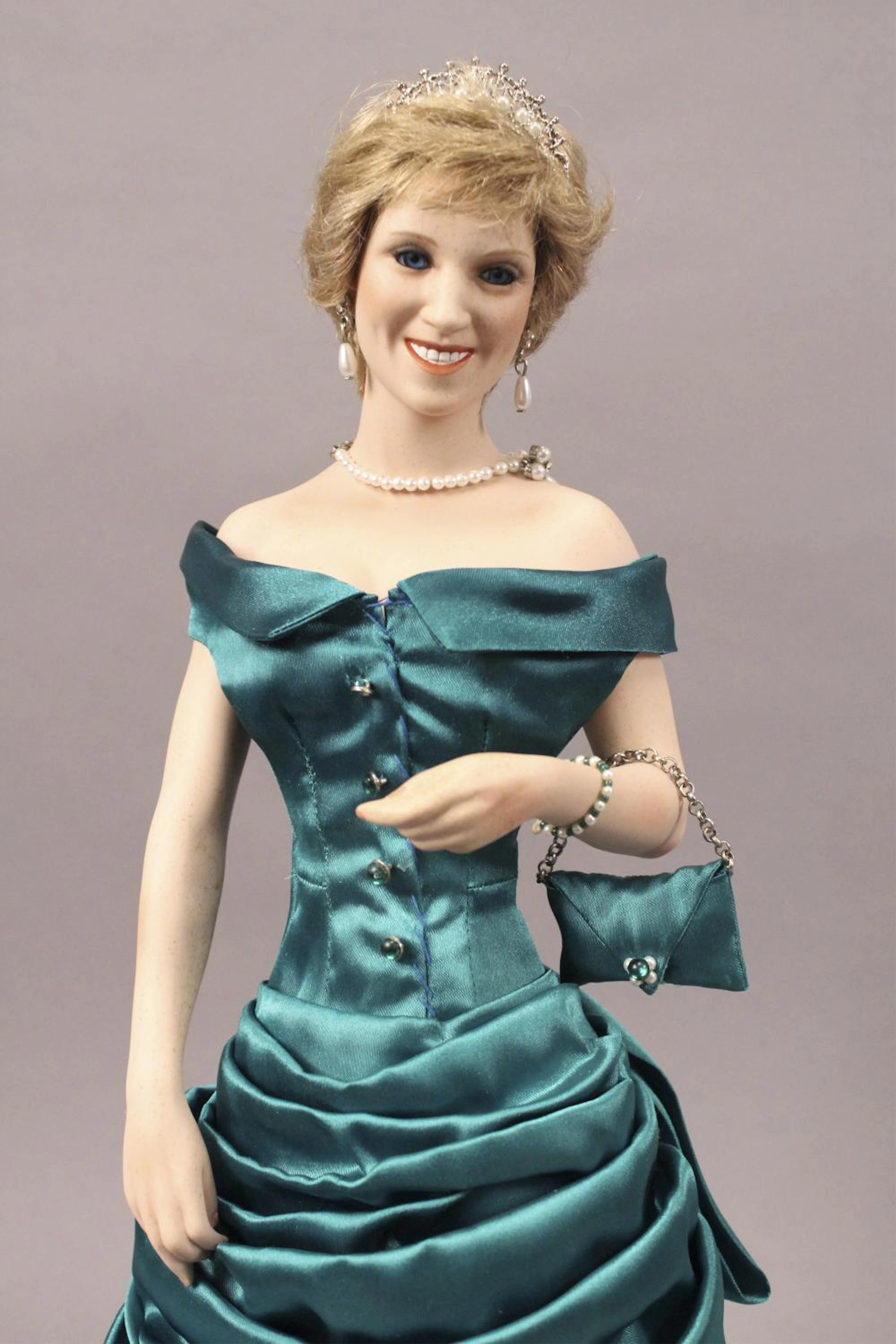 Diana, Princess of Wales Ashton-Drake Doll