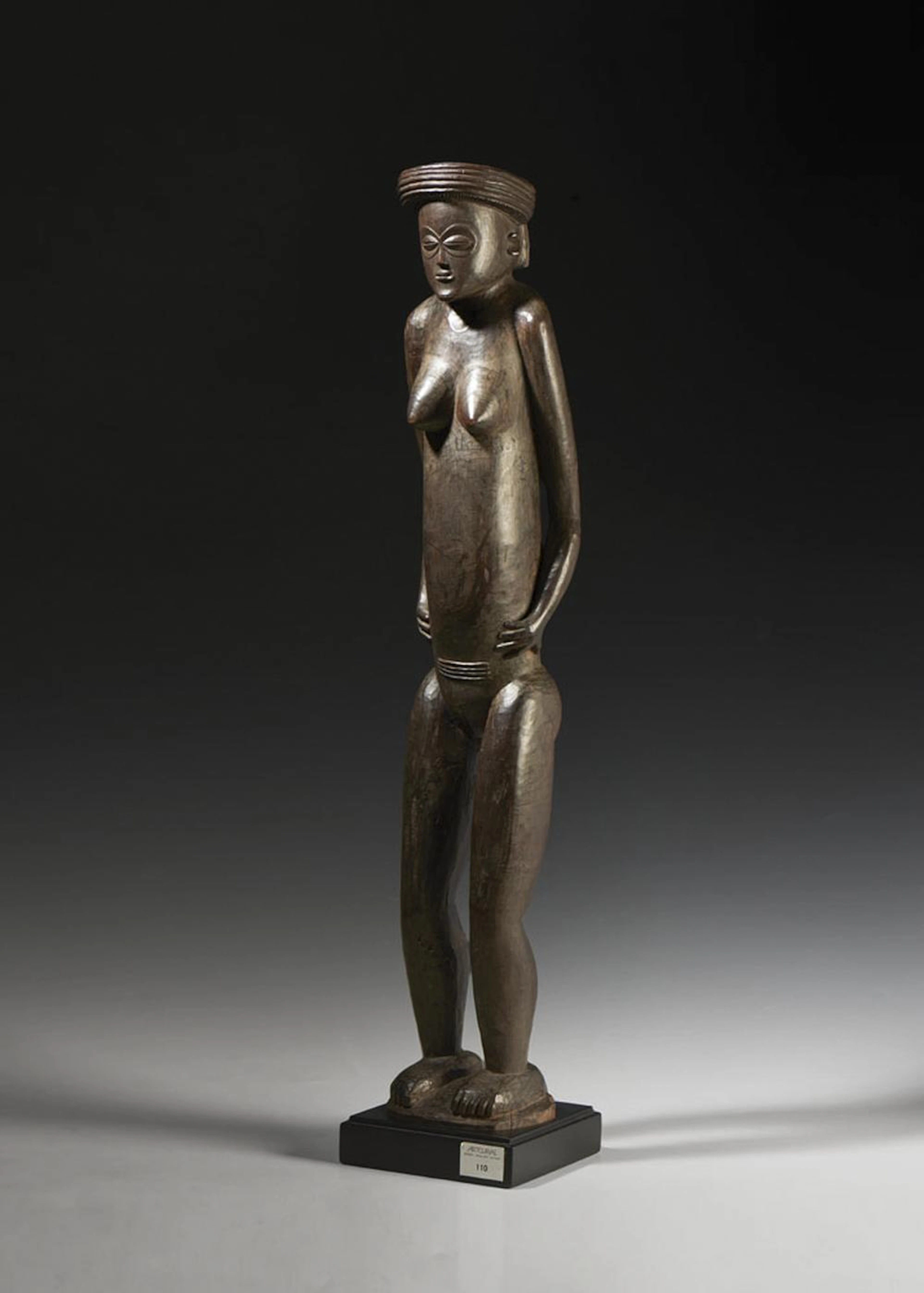 Rara e importante escultura africana, Tchokwe/Lwen