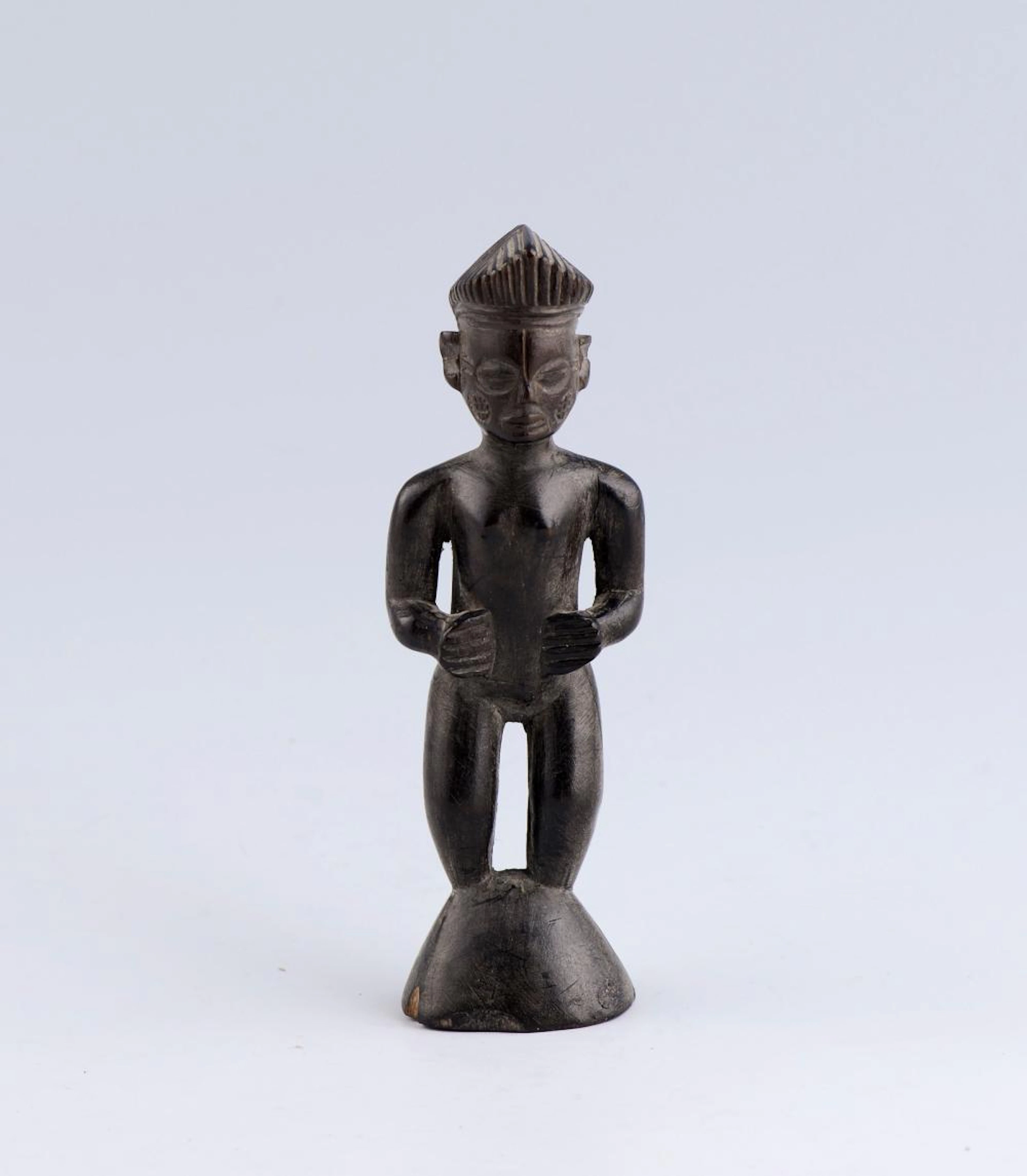 Figura feminina, Esc. africana em madeira exótica